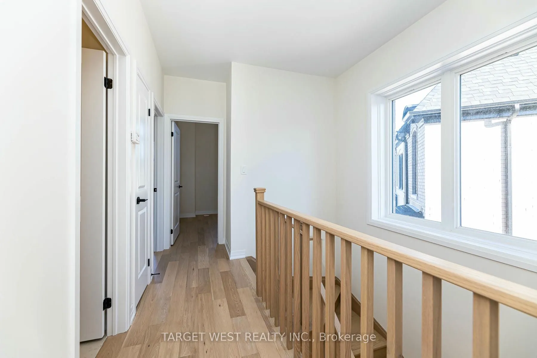 23 Archambault Way