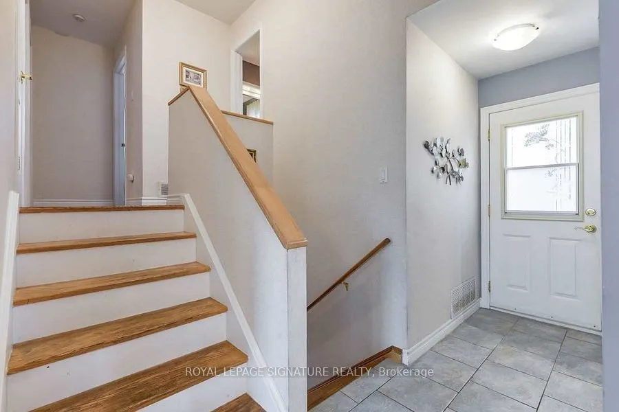 118 Woodpark Place