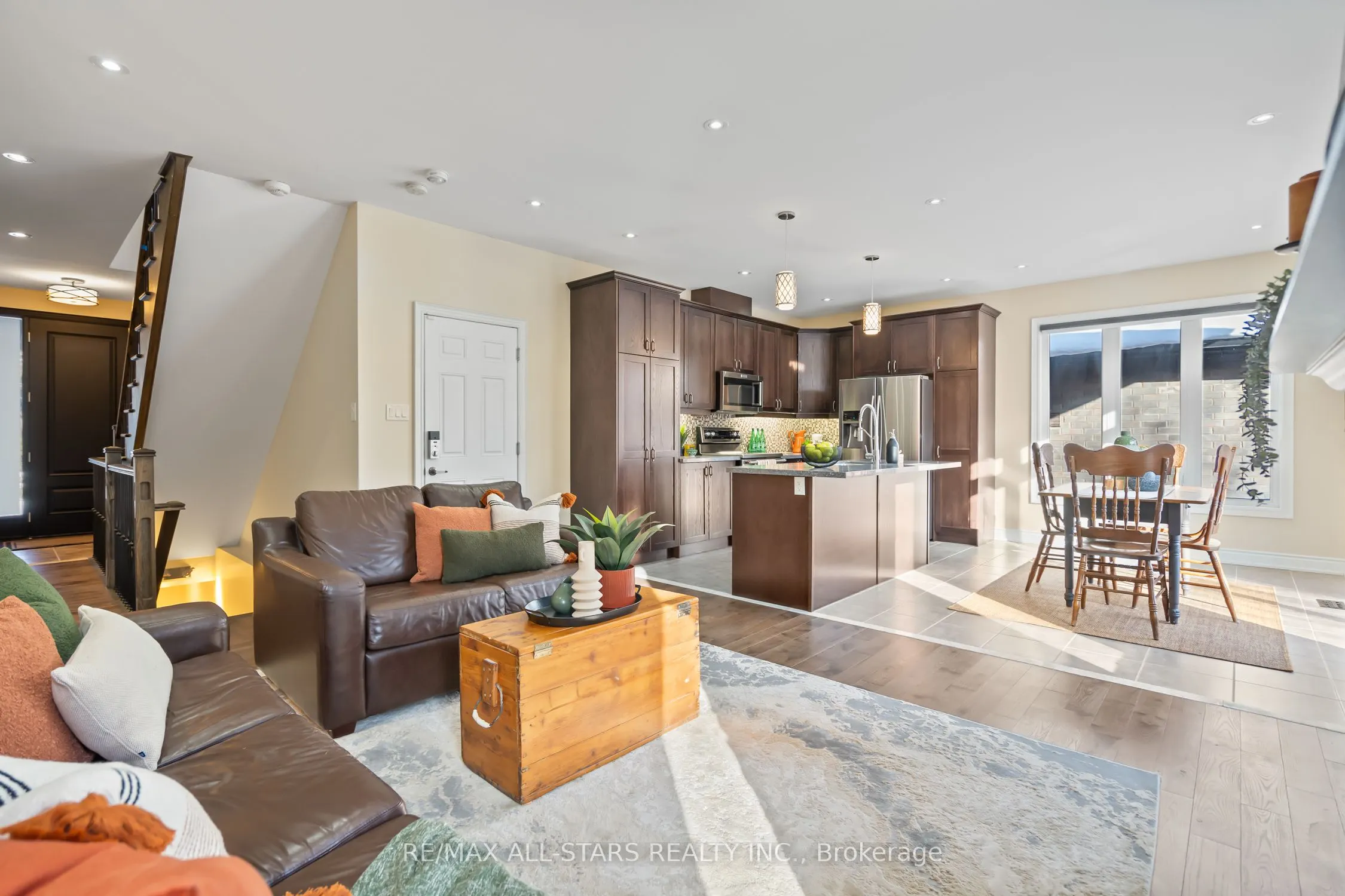 7 Os James Hunt Court