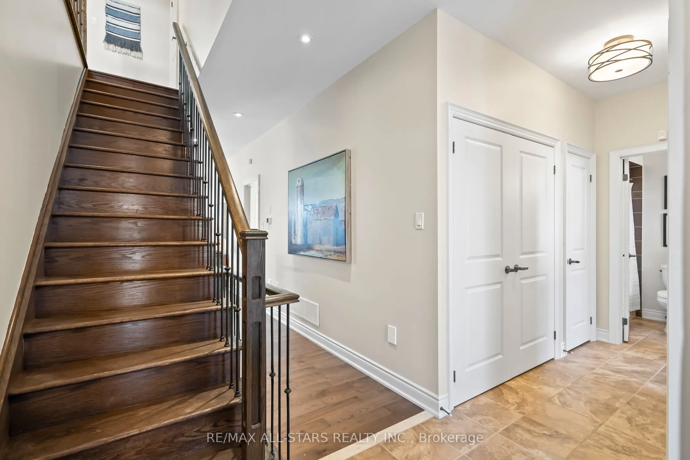7 Os James Hunt Court