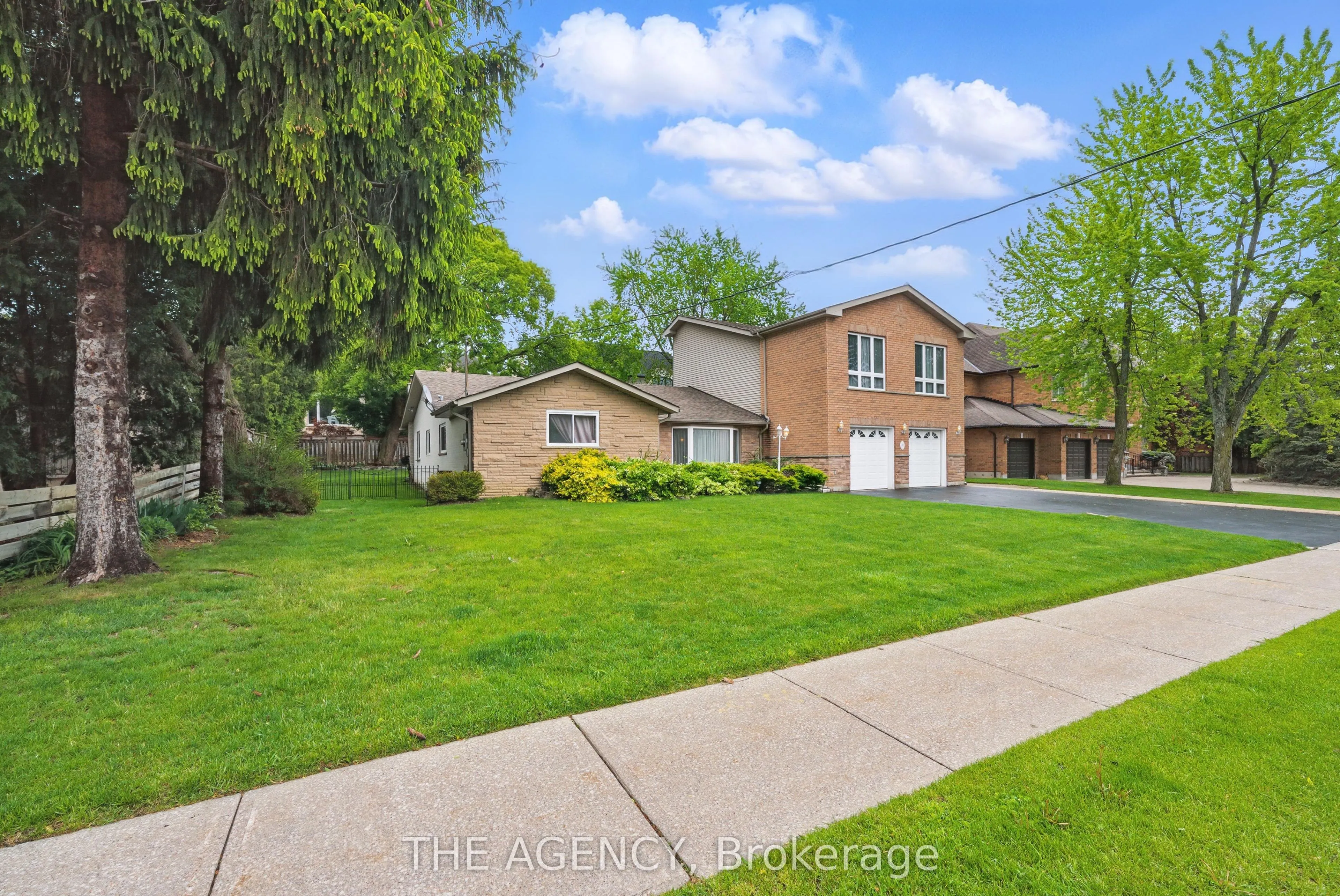 55 Denham Drive