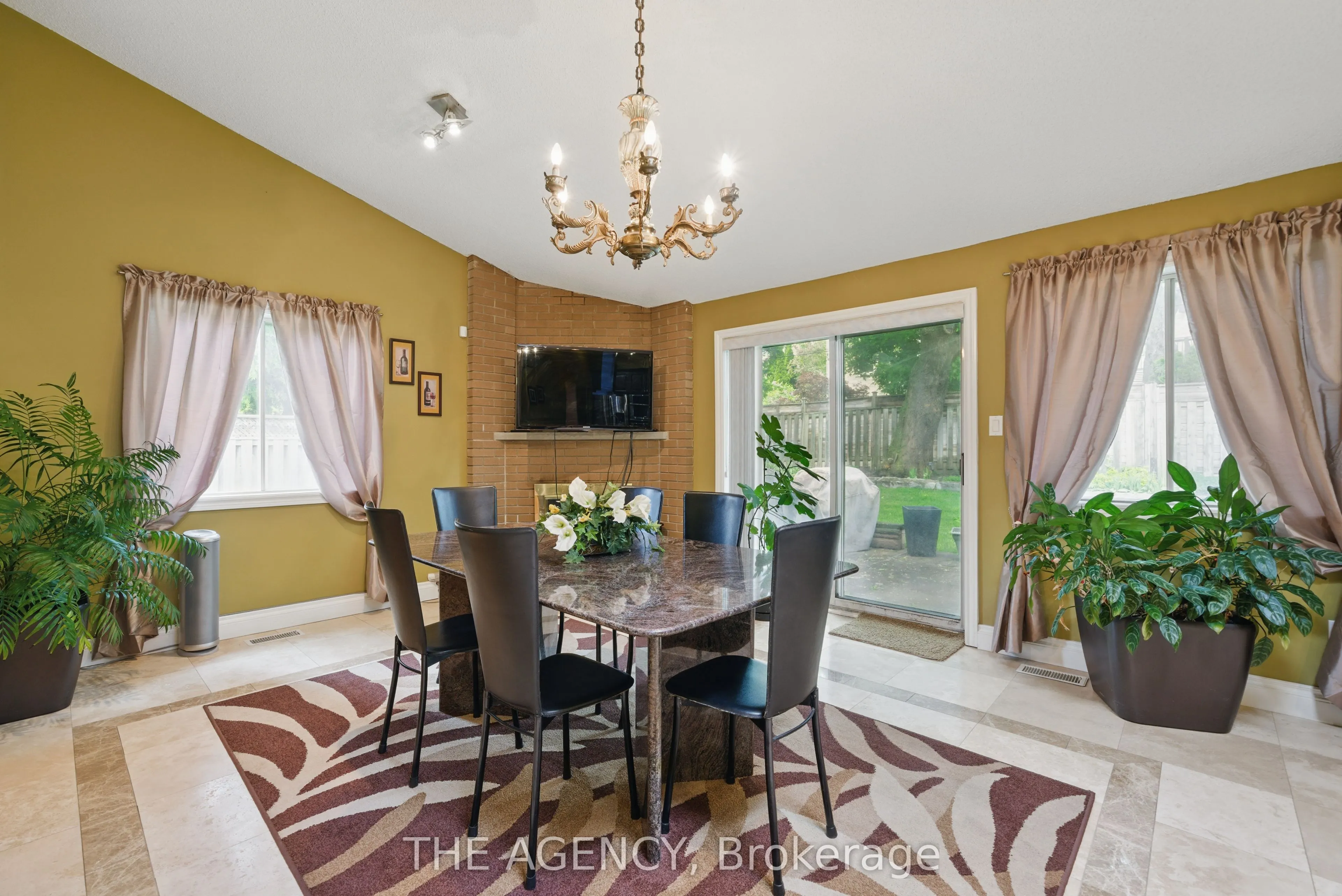 55 Denham Drive