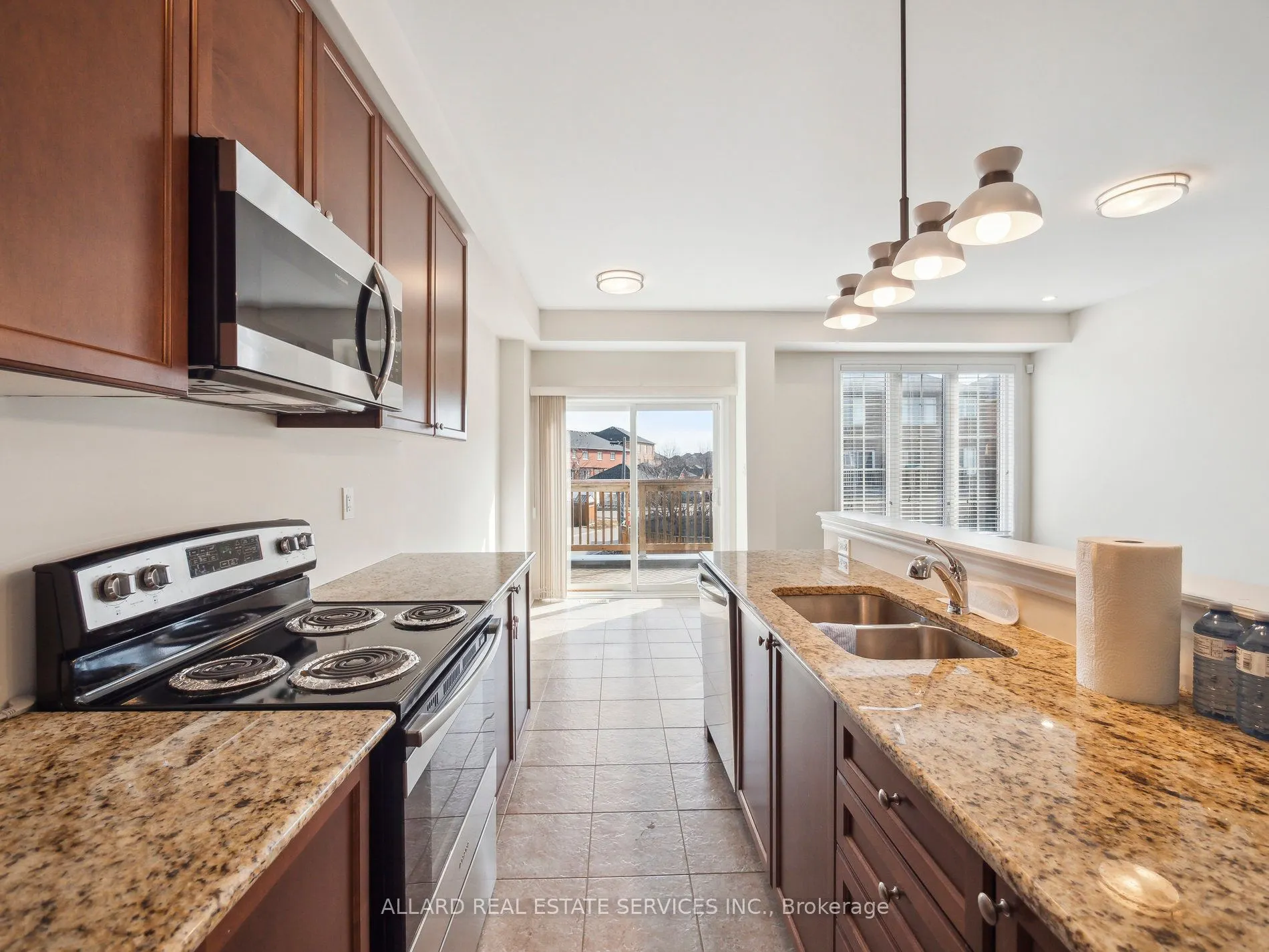 545 Cornell Centre Boulevard