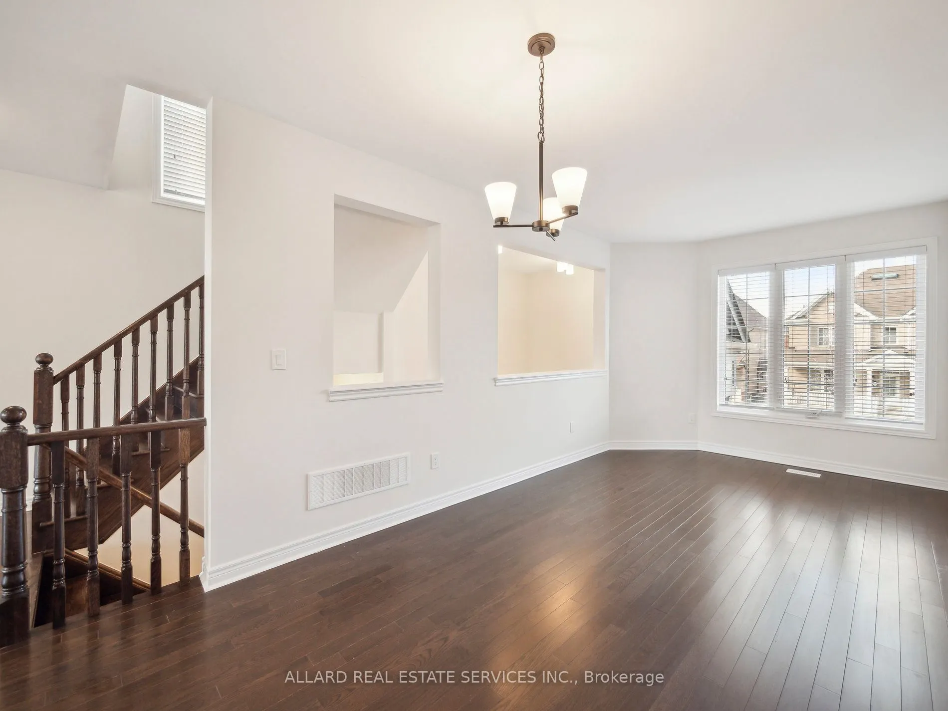 545 Cornell Centre Boulevard