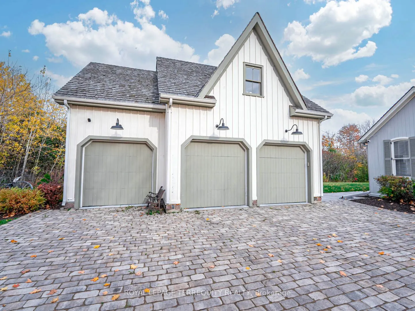 6 Aileen Lewis Court