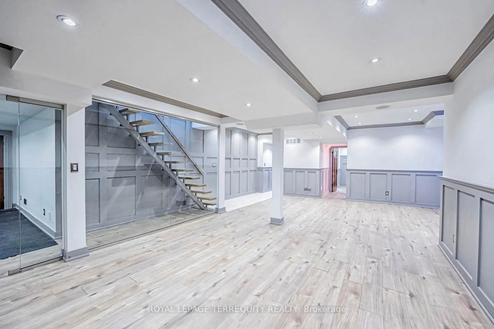 6 Aileen Lewis Court