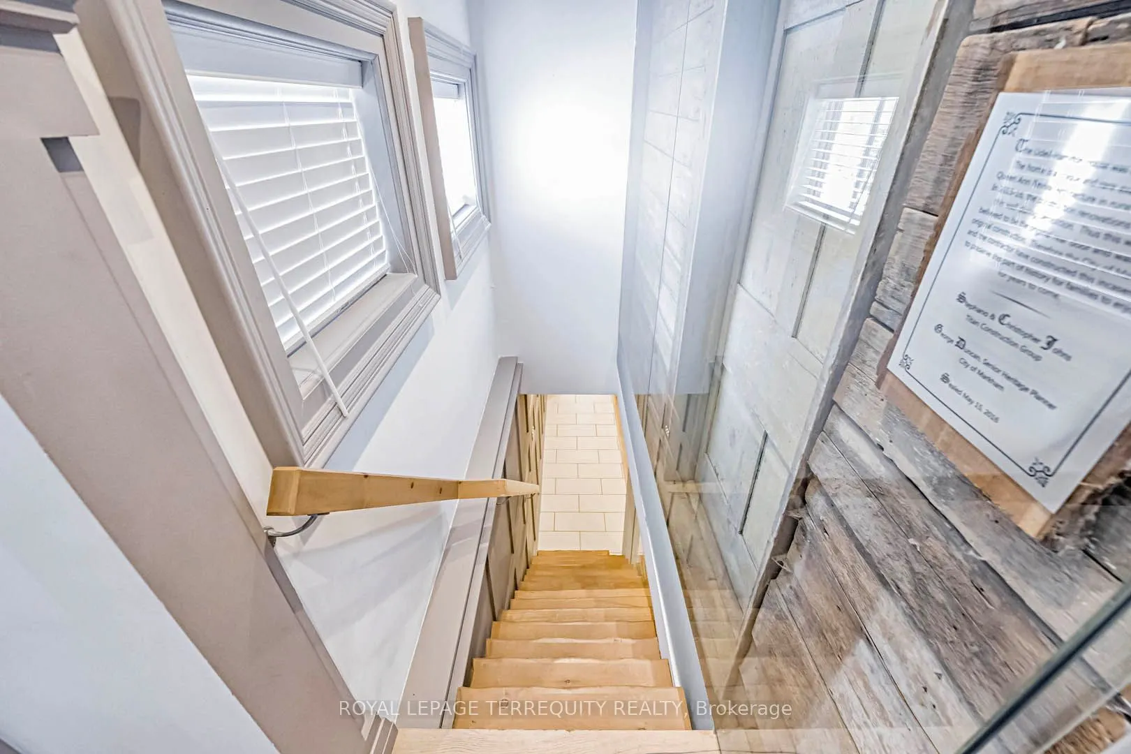 6 Aileen Lewis Court