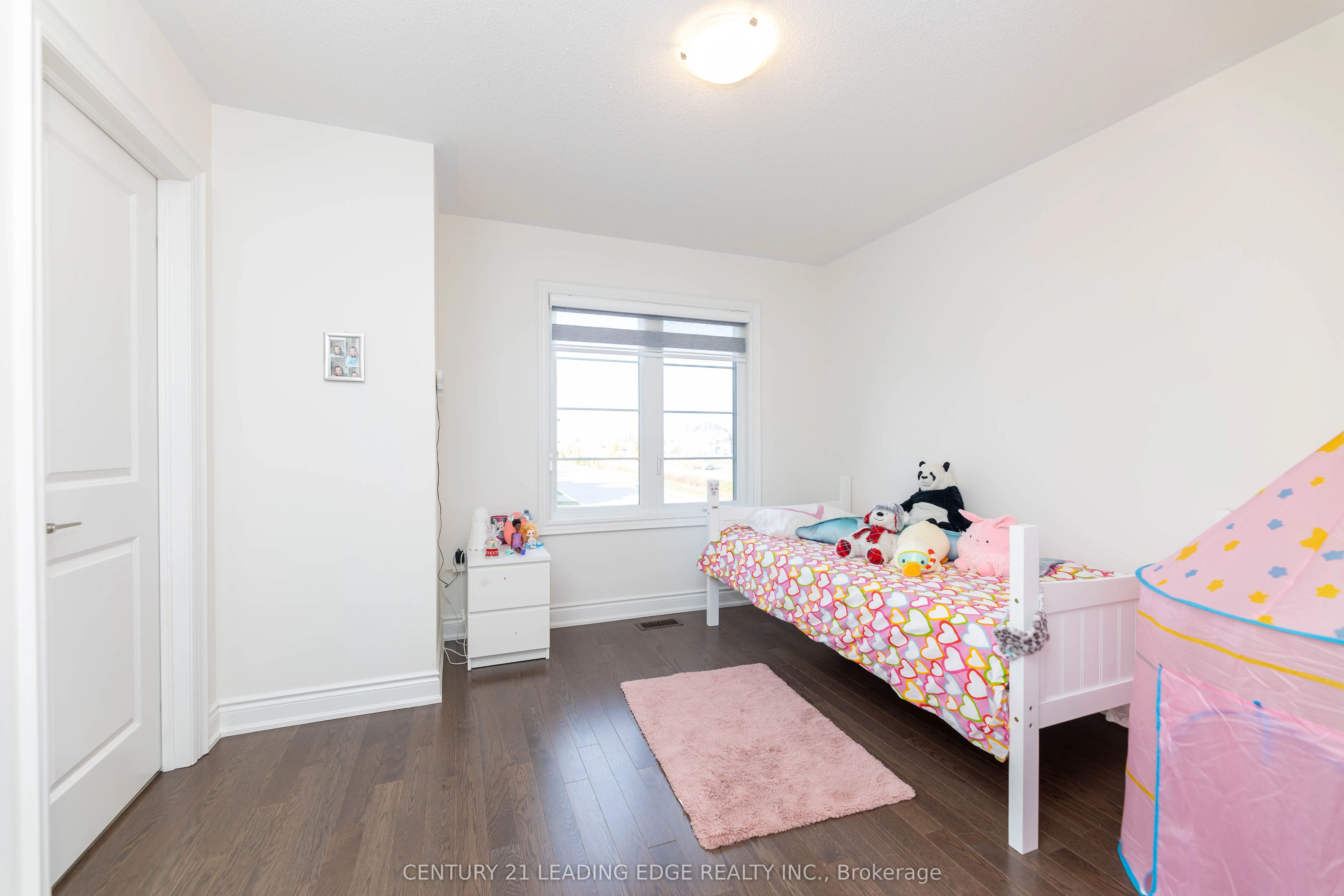 55 Bartram Crescent