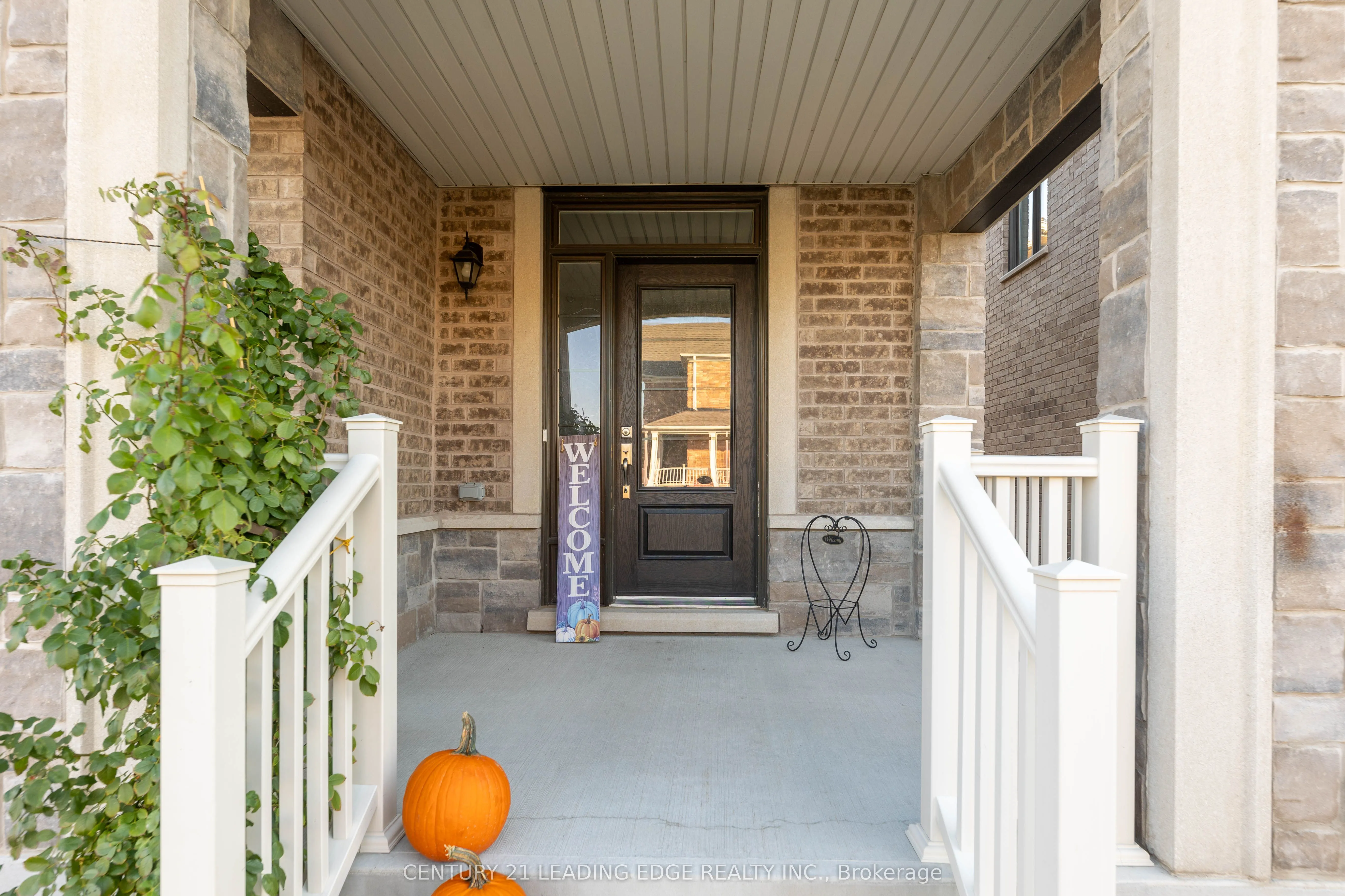 55 Bartram Crescent