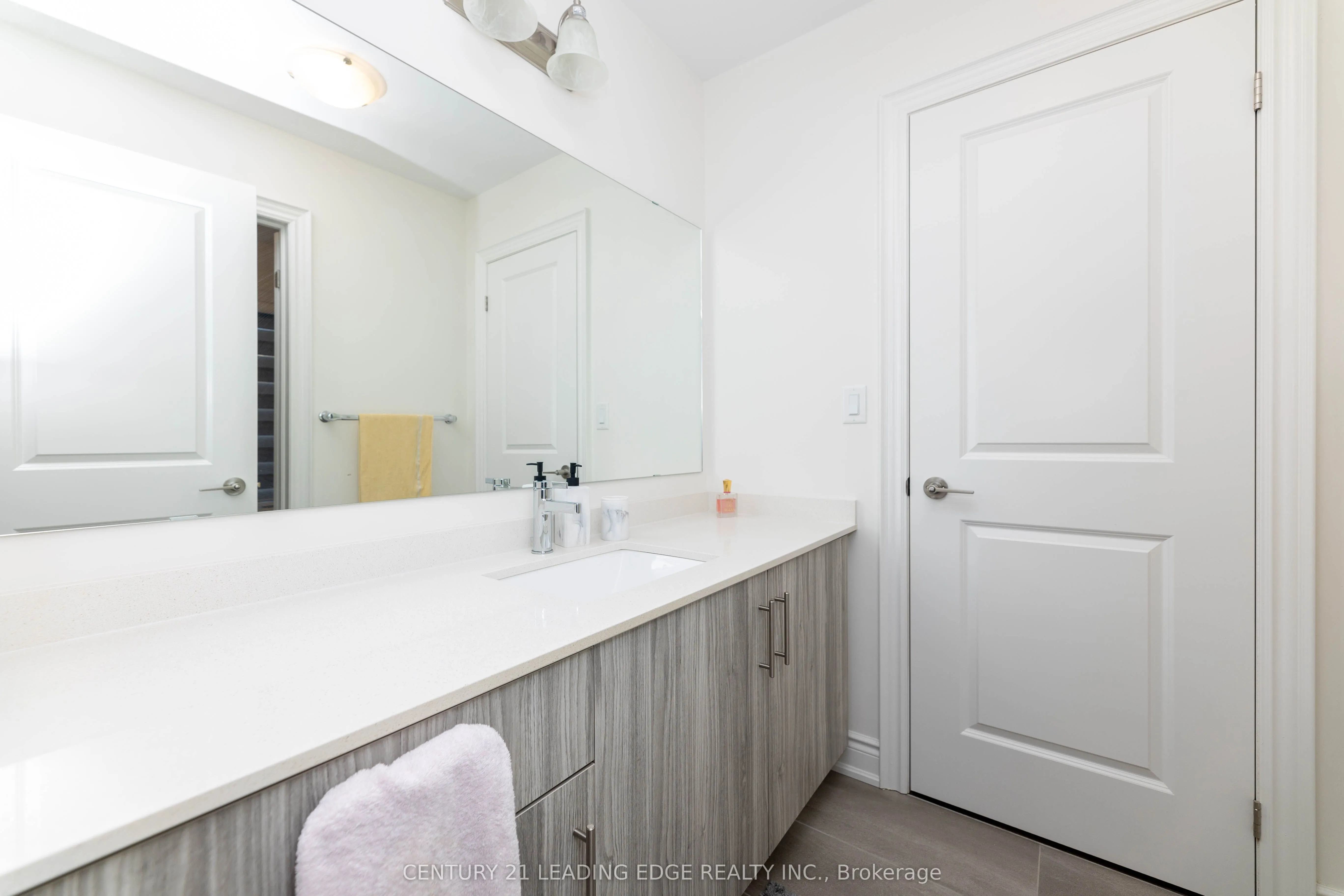 55 Bartram Crescent