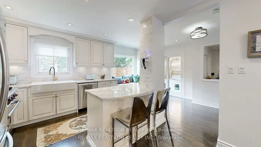 145 Roseborough Crescent