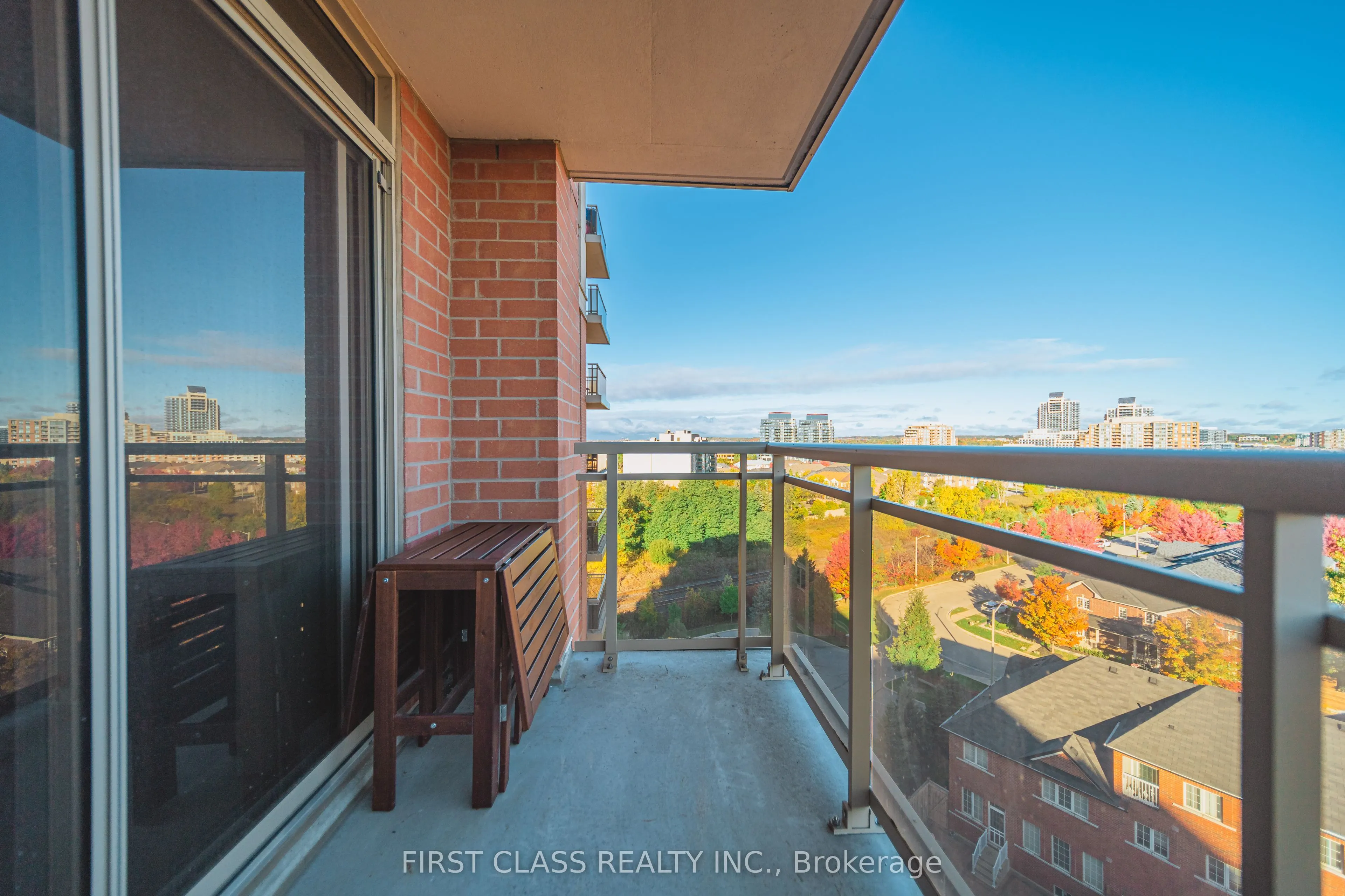 75 King William Crescent, #913