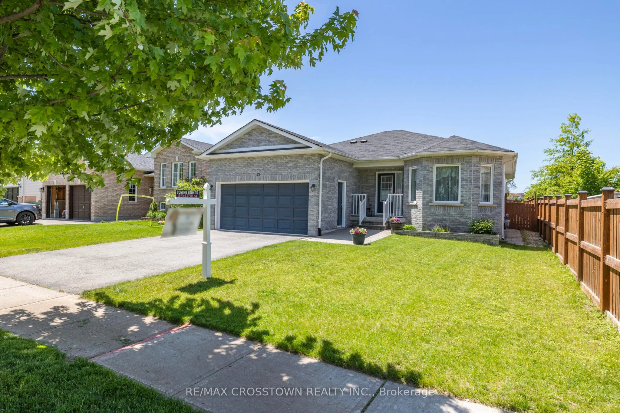 23 Stonemount Crescent