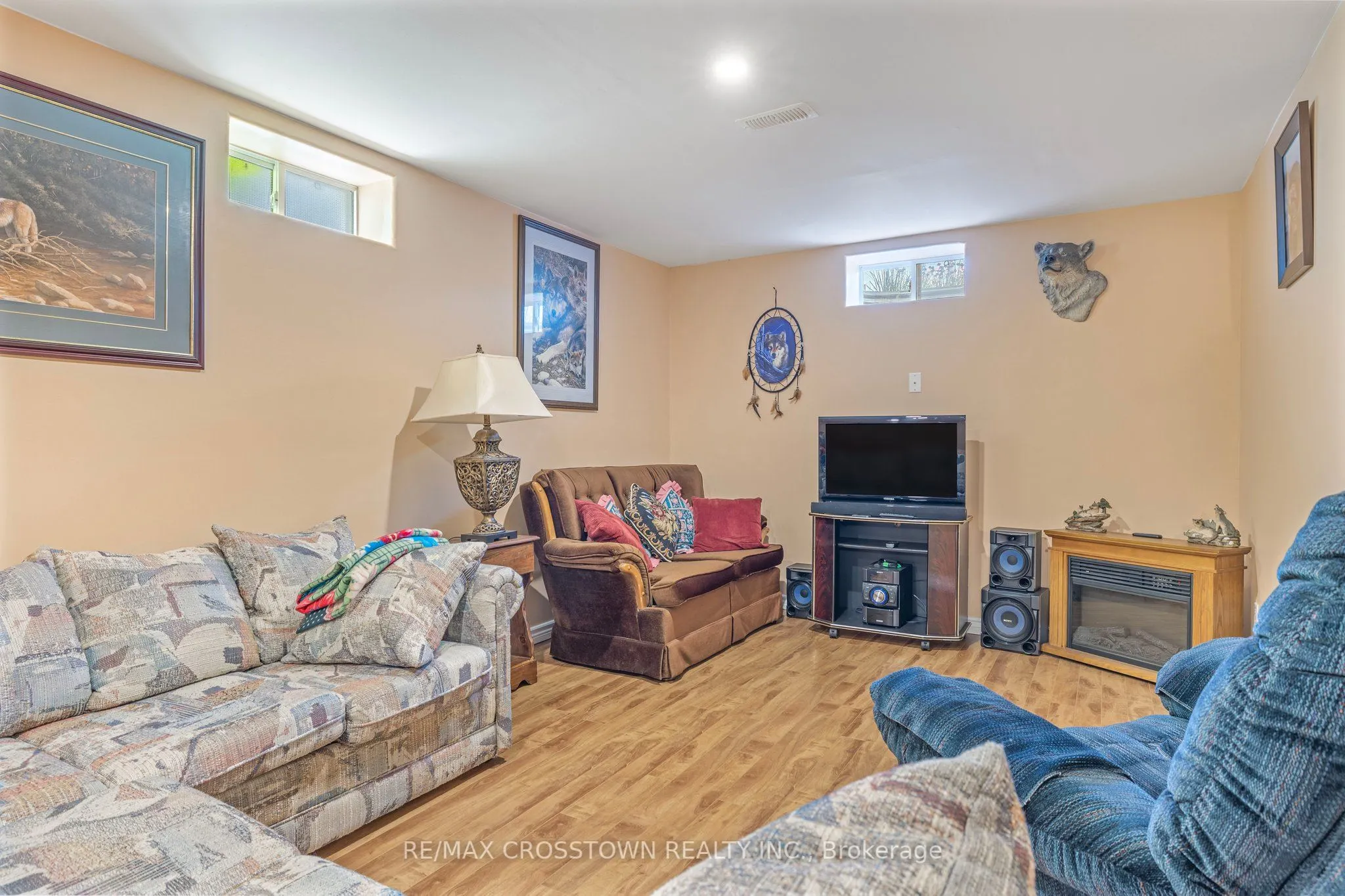 23 Stonemount Crescent