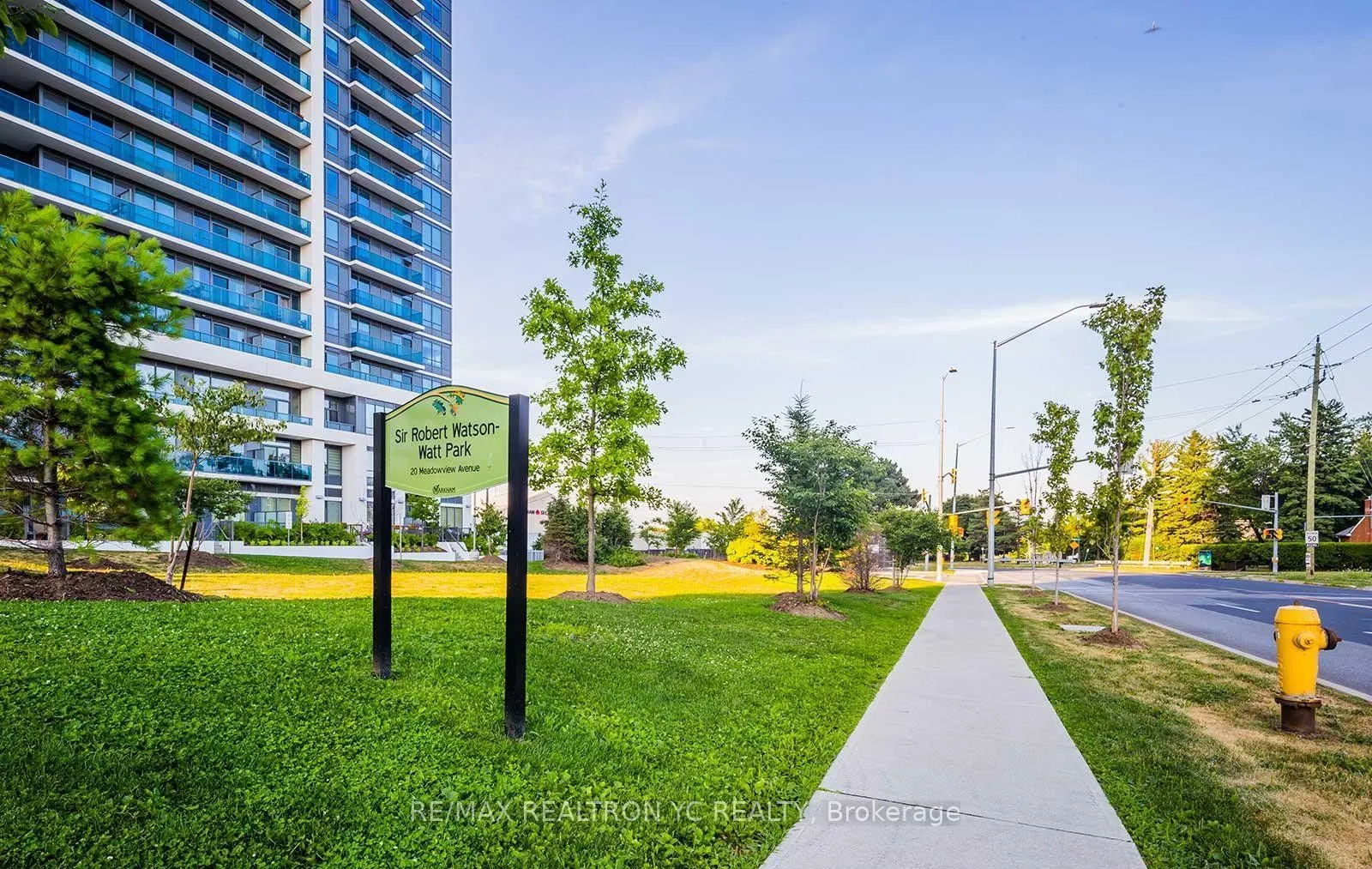 7171 Yonge Street #408