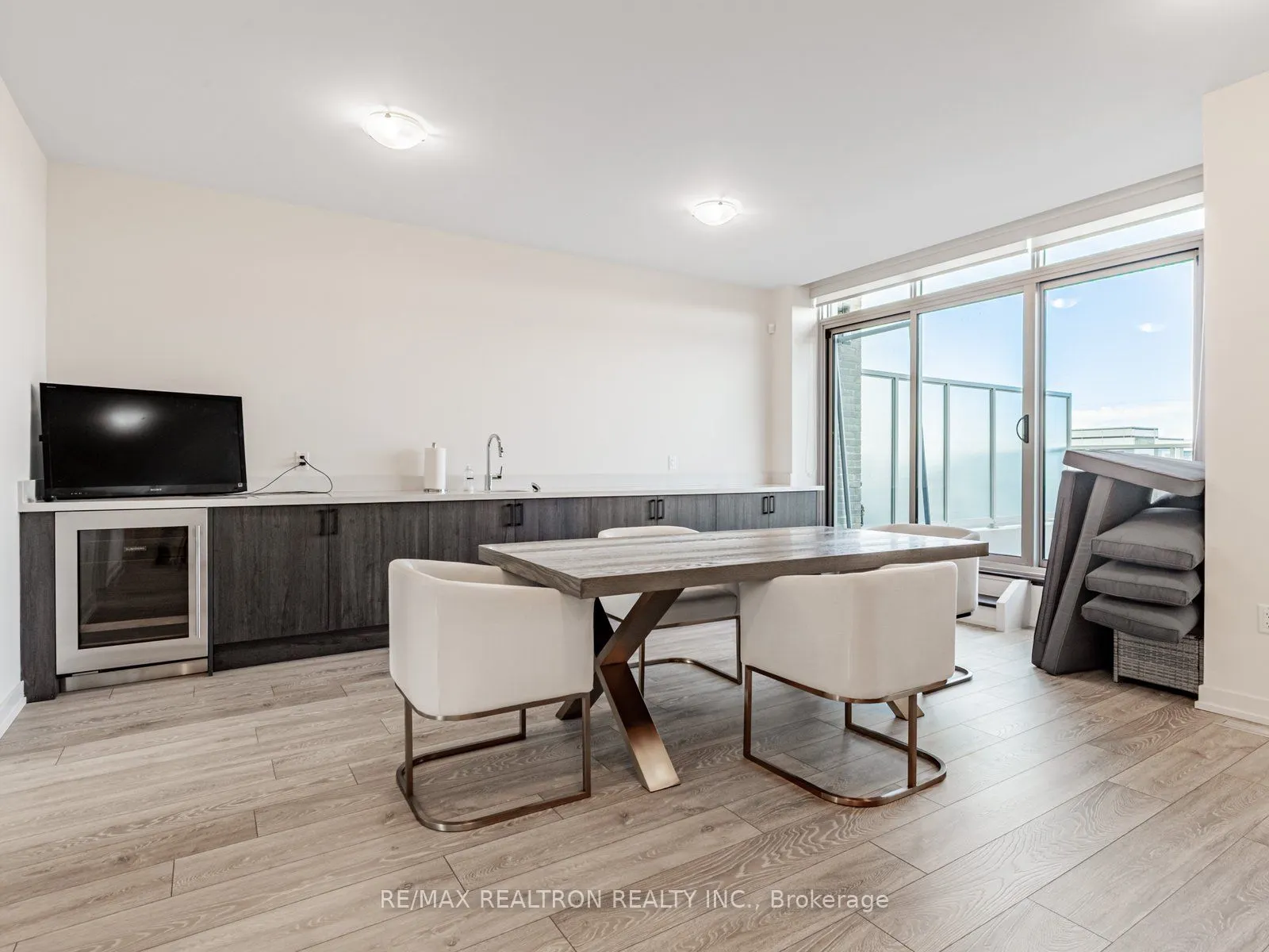 3749 Ferretti Court