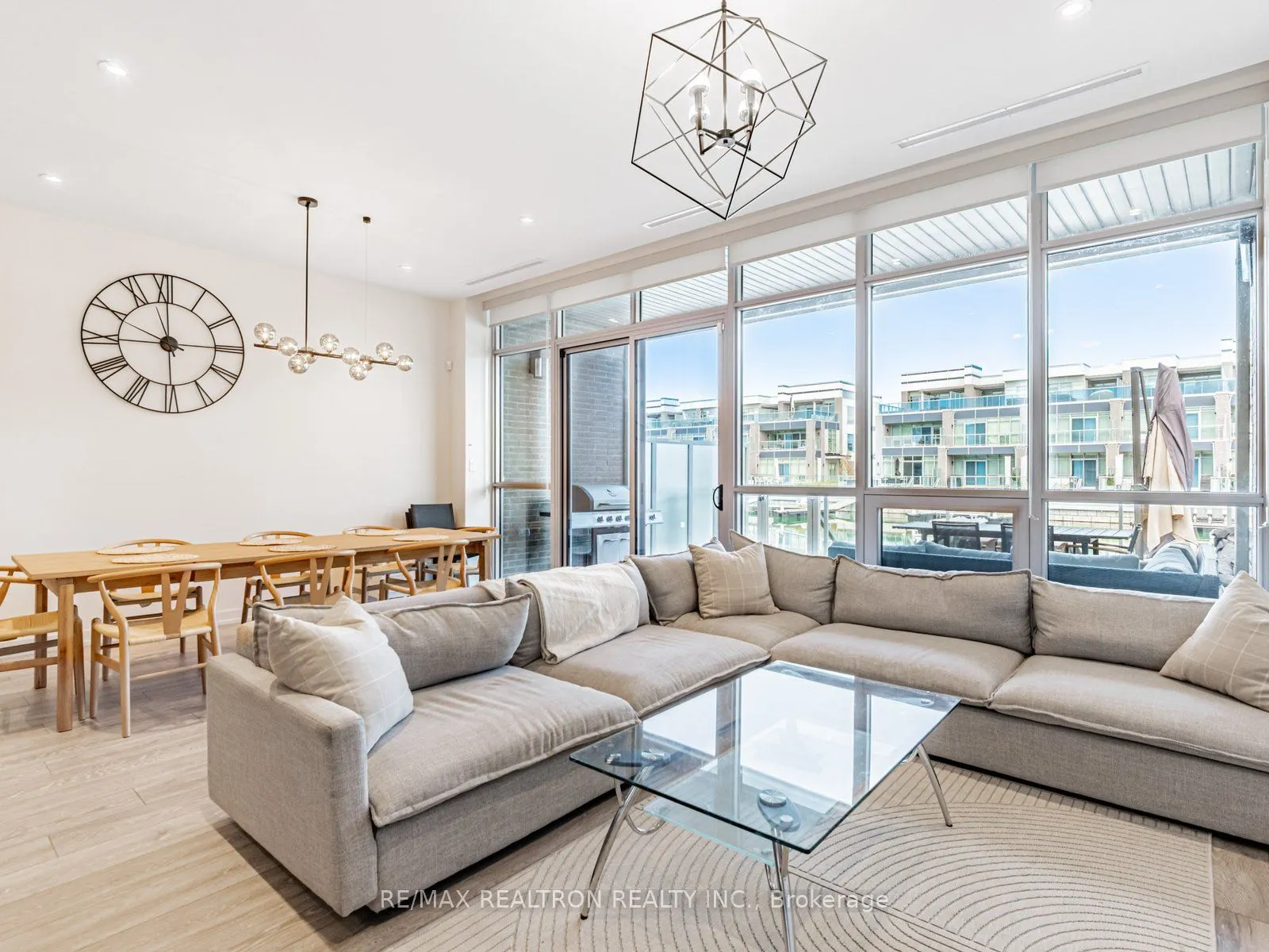 3749 Ferretti Court