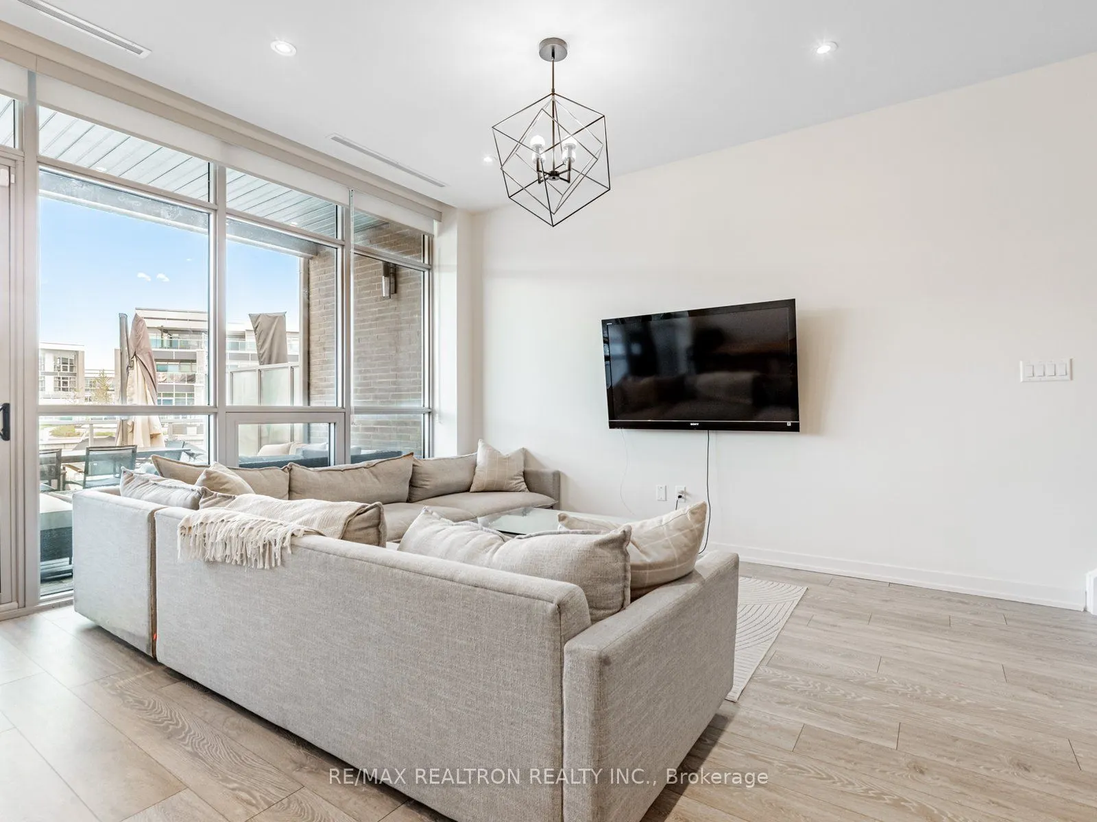 3749 Ferretti Court