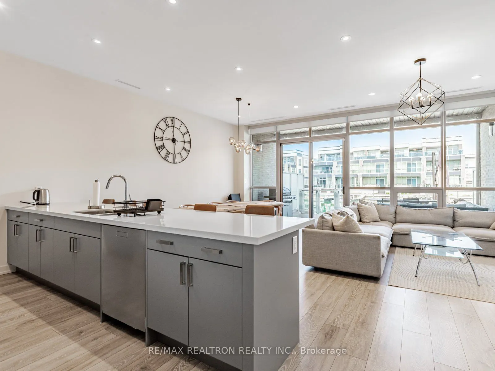 3749 Ferretti Court