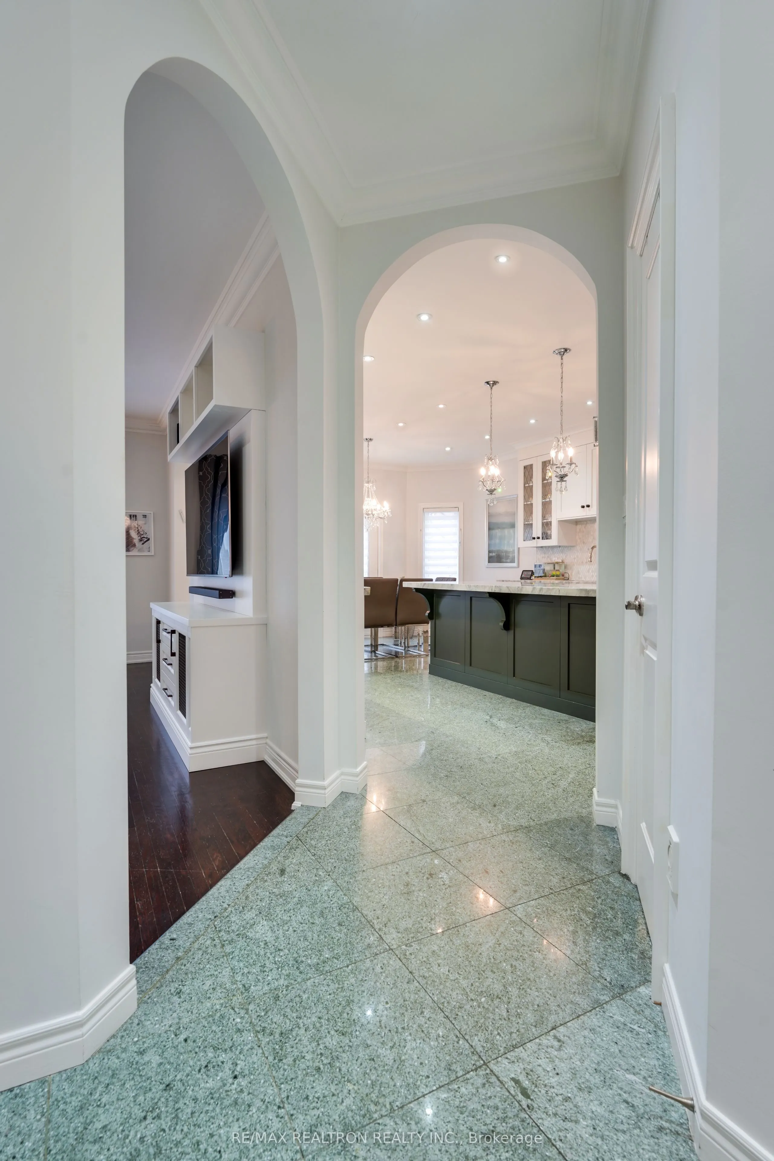 117 Theodore Place