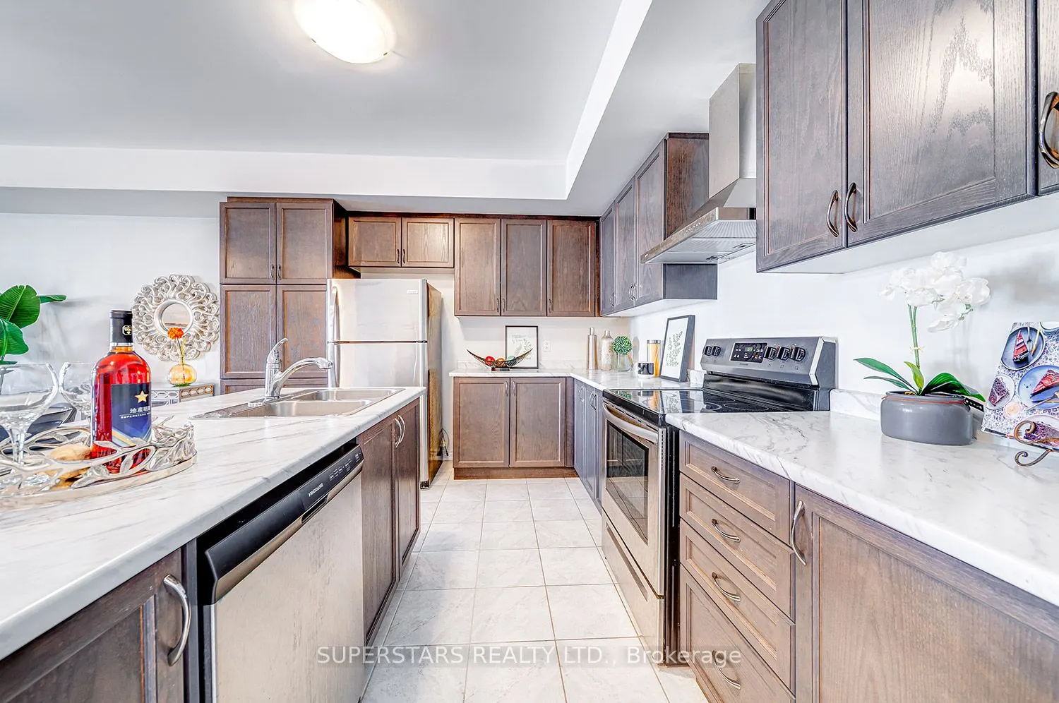 83 Luzon Avenue