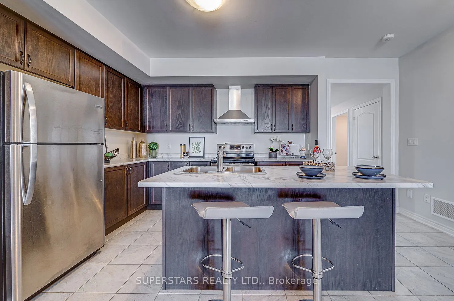 83 Luzon Avenue