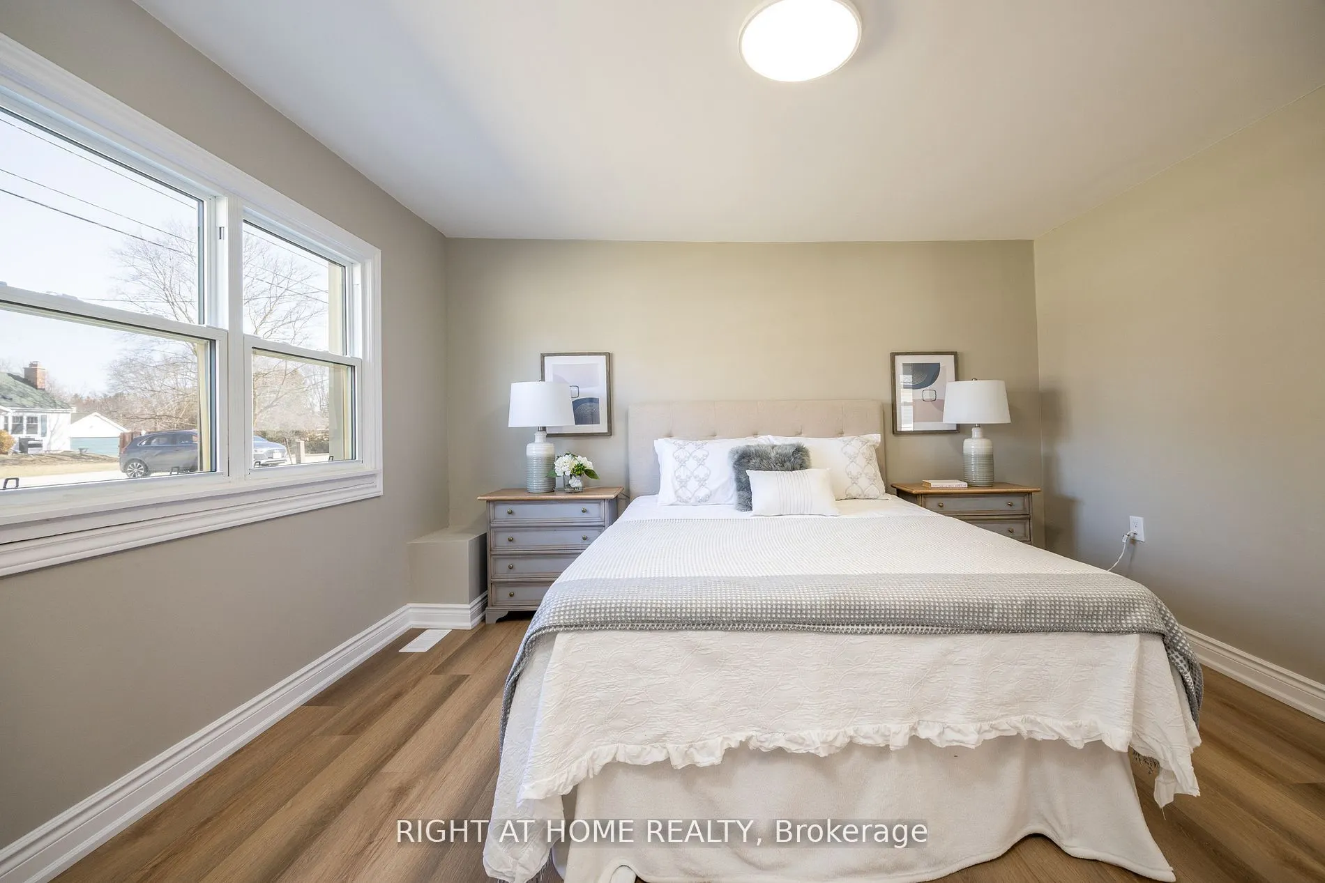 15 Farr Avenue
