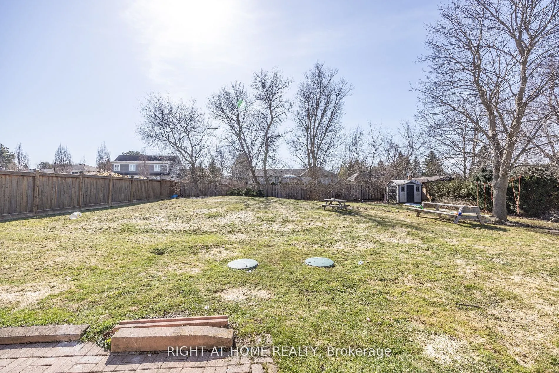 15 Farr Avenue