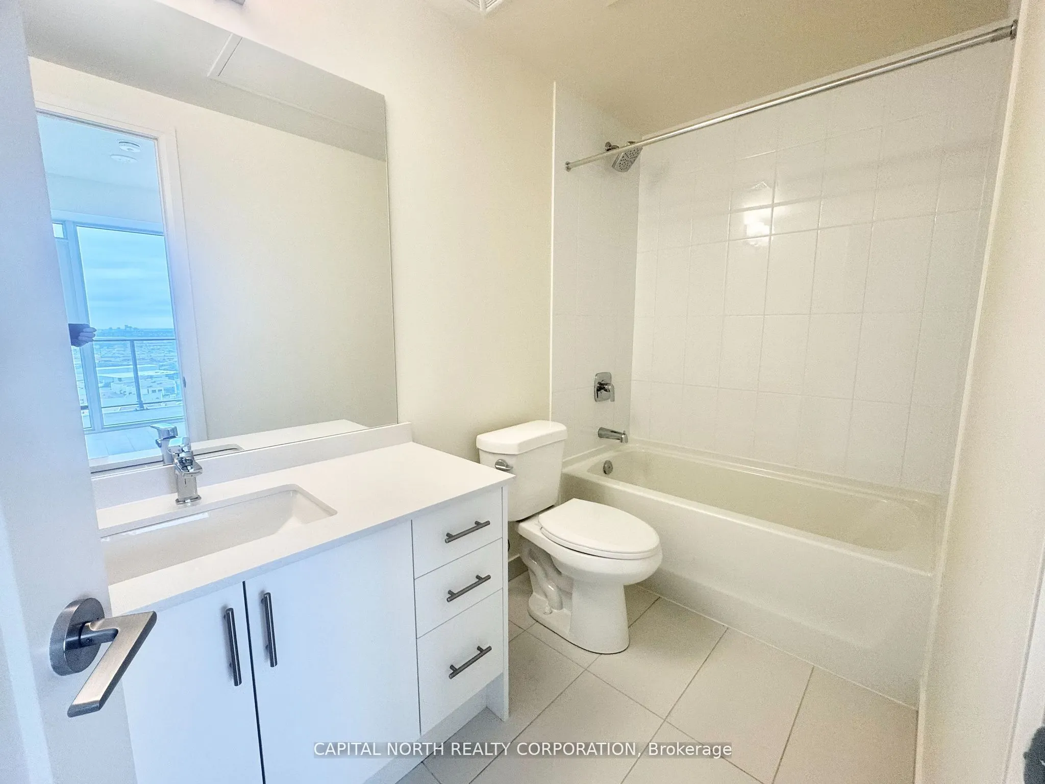 8960 Jane Street, #2306