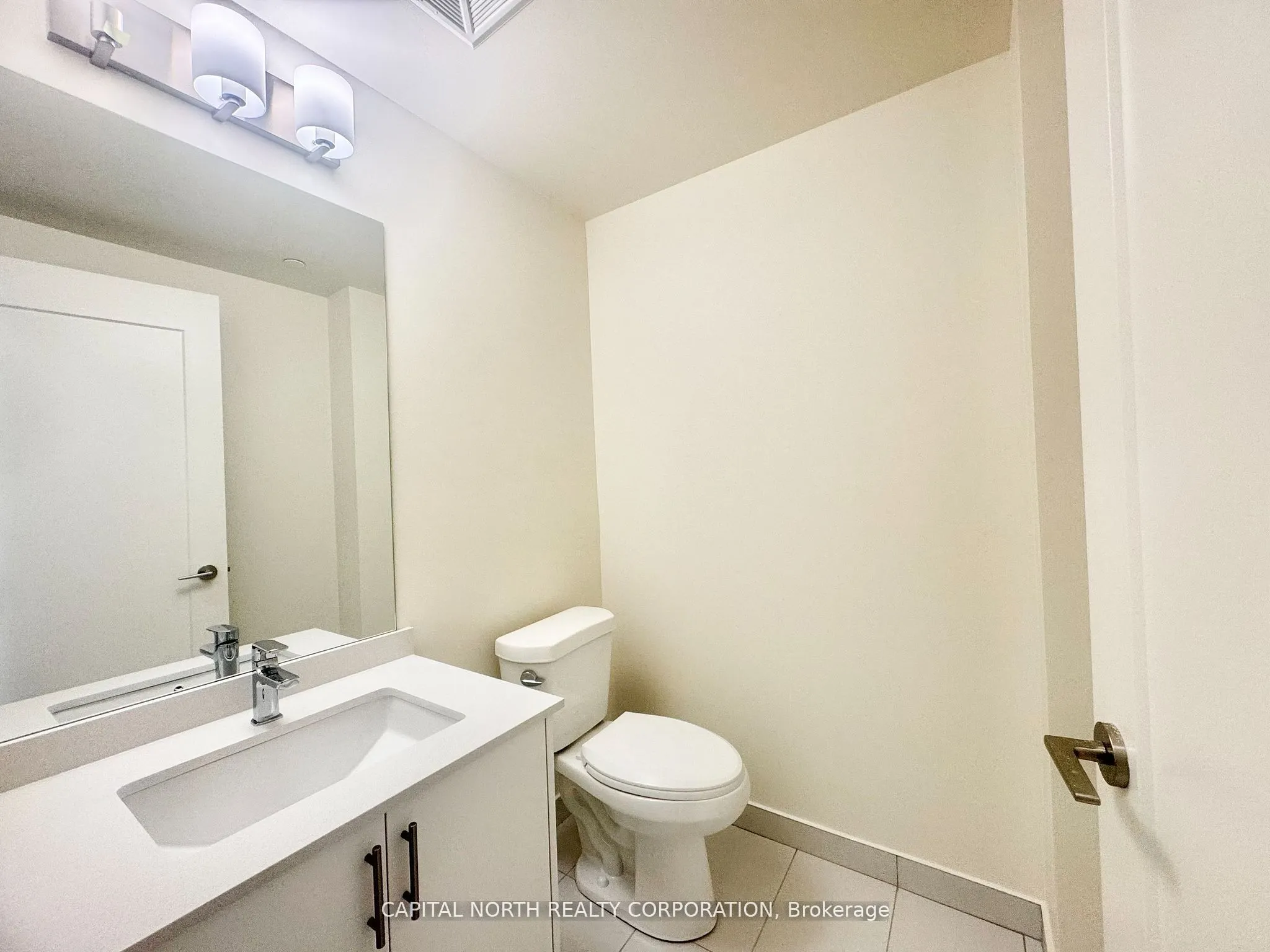 8960 Jane Street, #2306