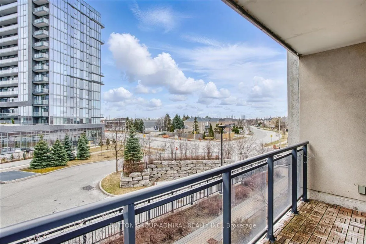 95 North Park Road, #204