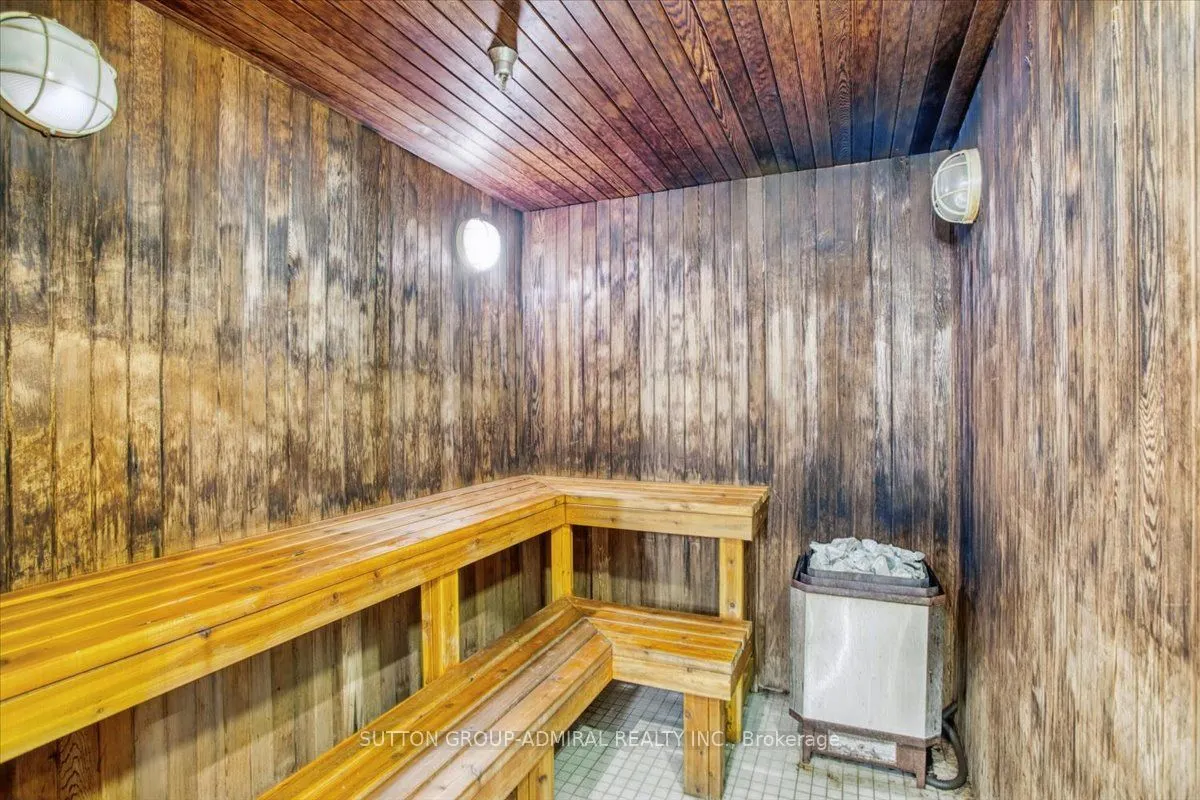 95 North Park Road, #204