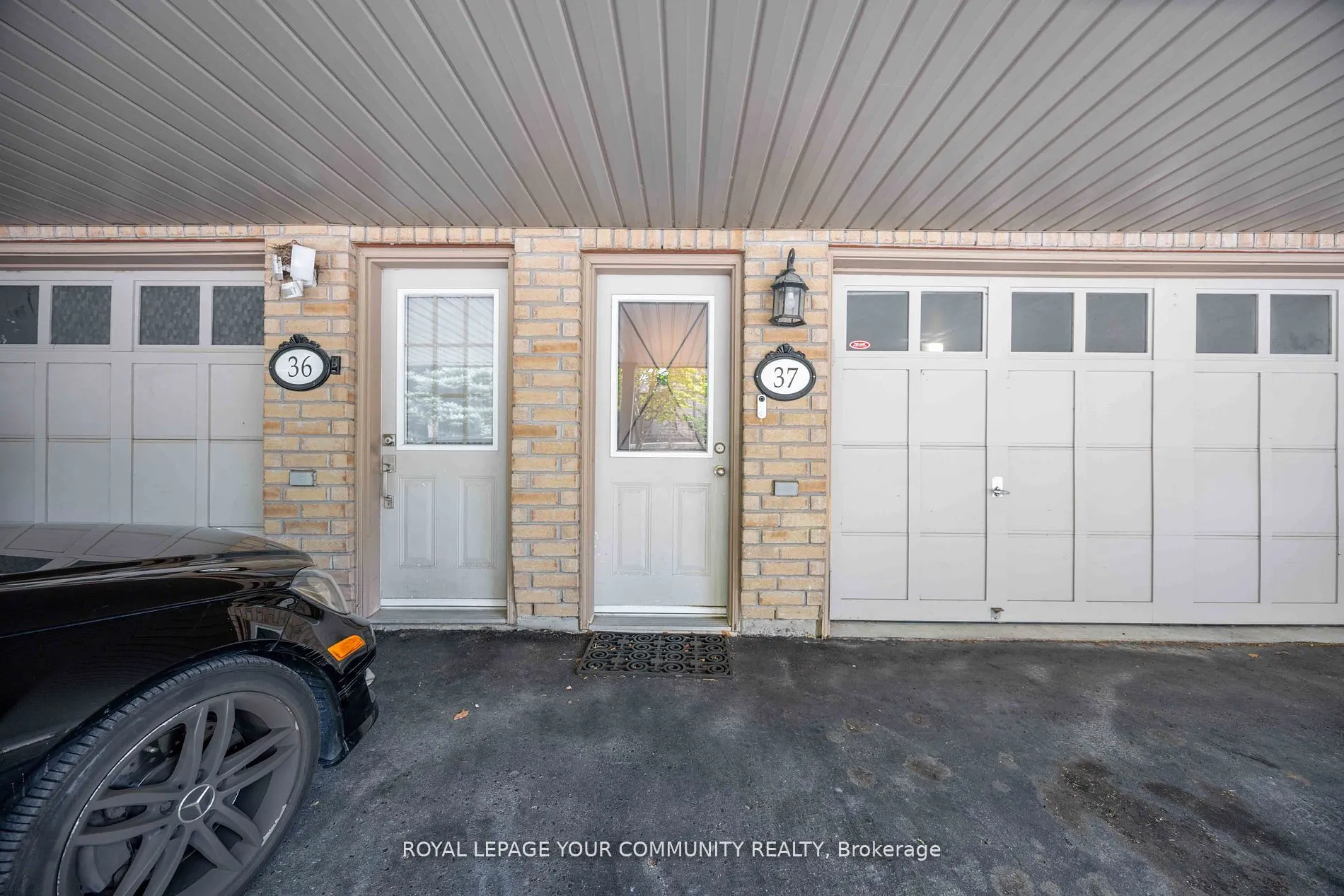 8900 Bathurst Street #37