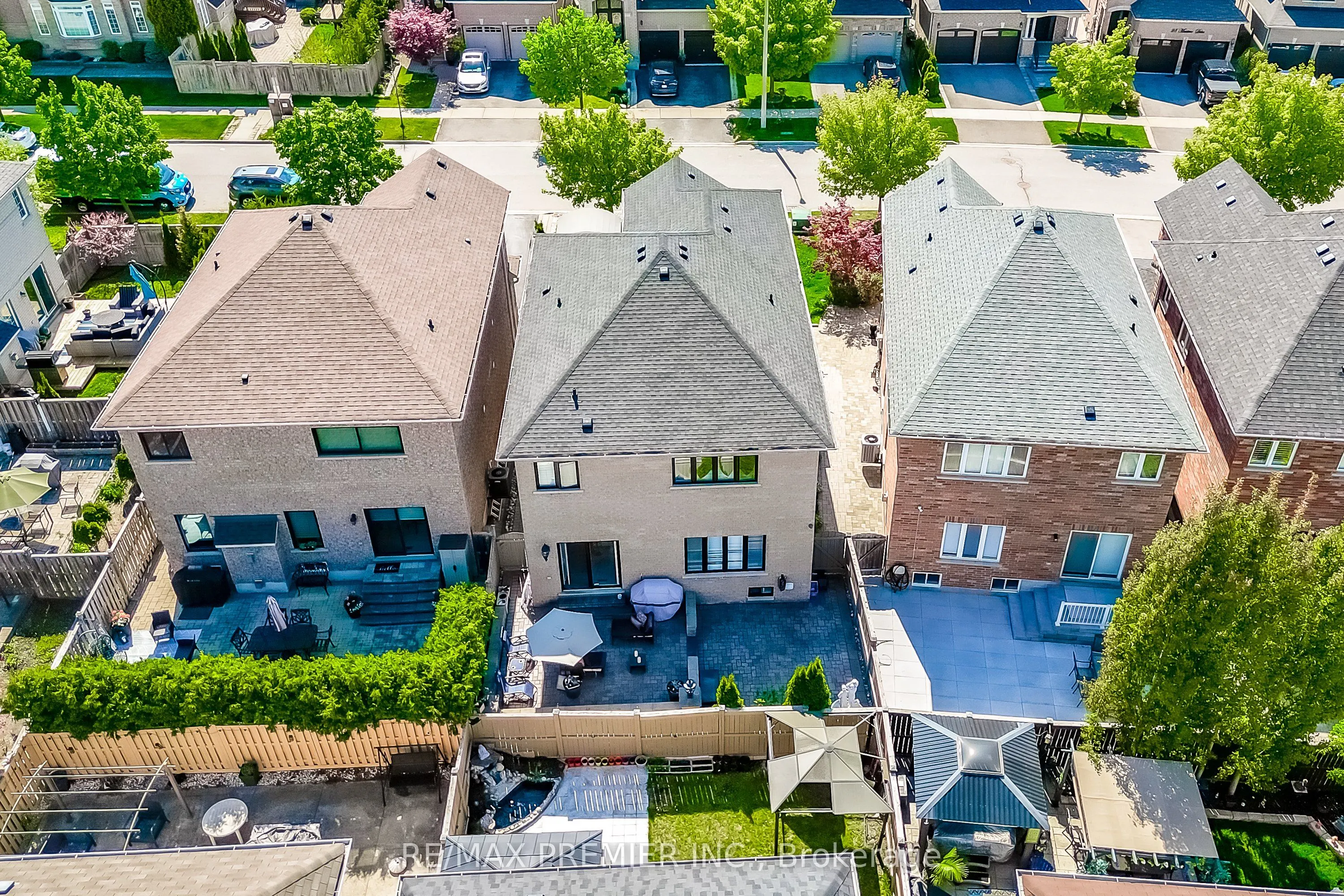 17 Massimo Drive