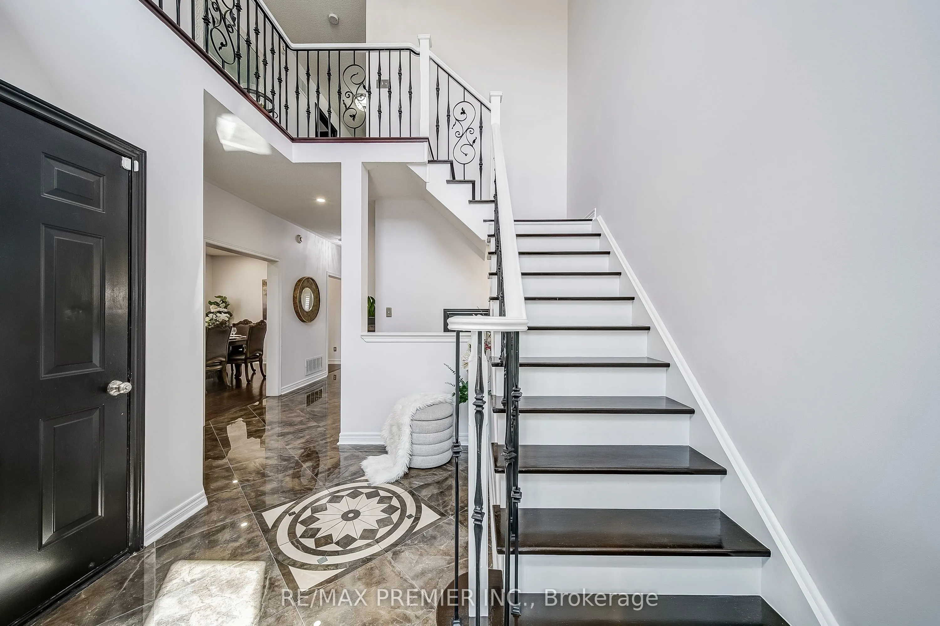 17 Massimo Drive