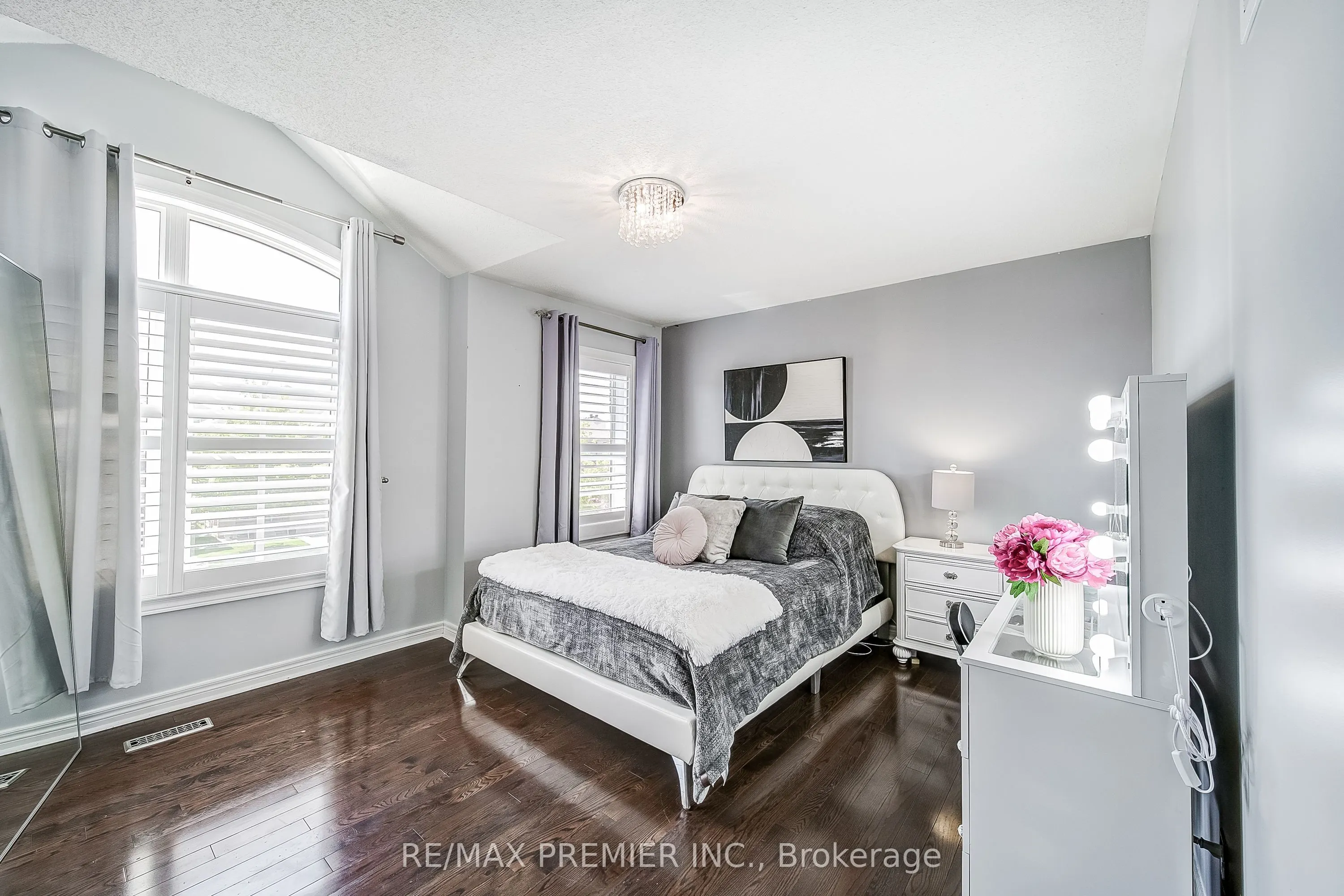 17 Massimo Drive