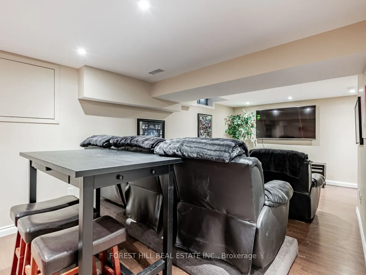 55 Stacey Crescent