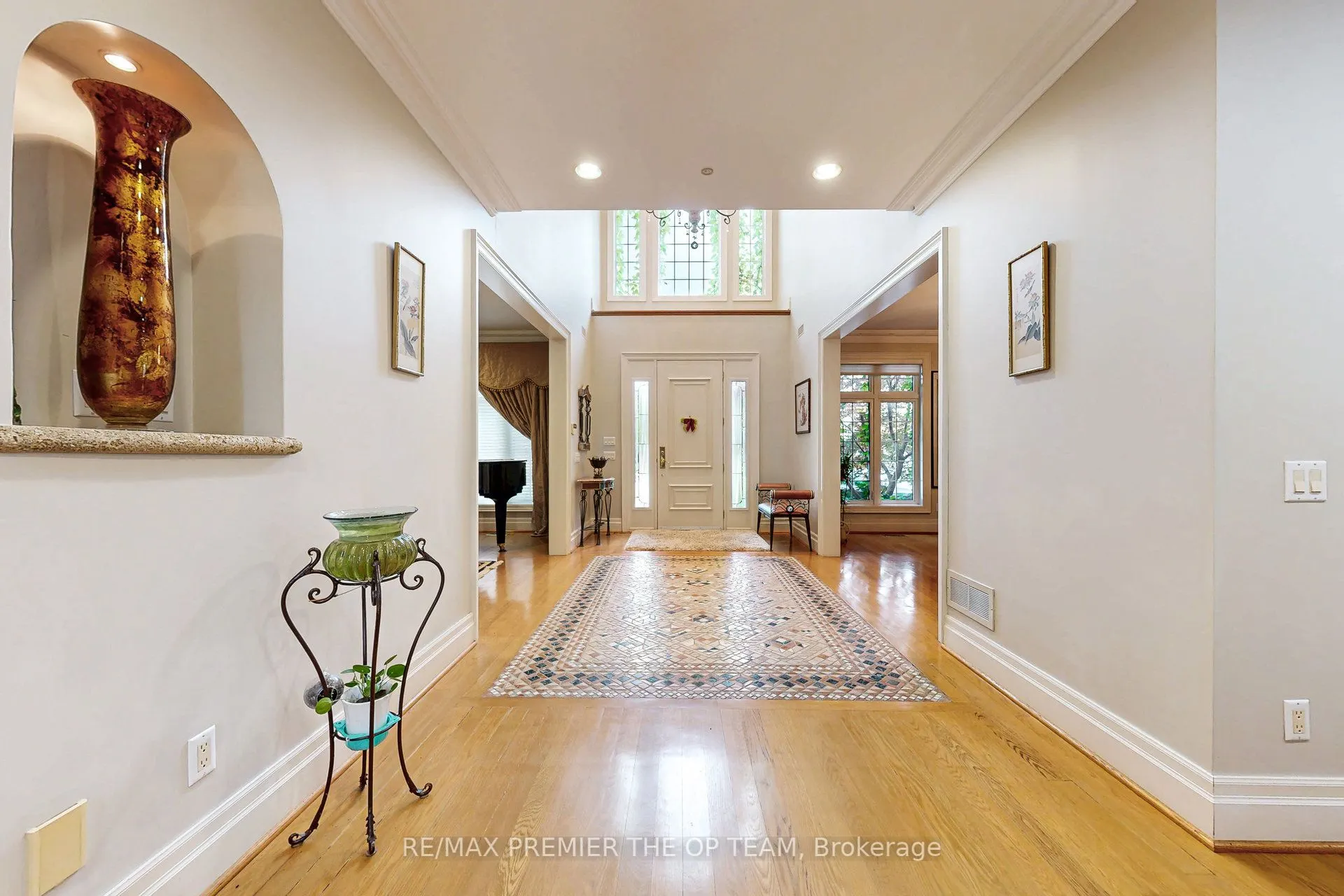86 Muzich Place
