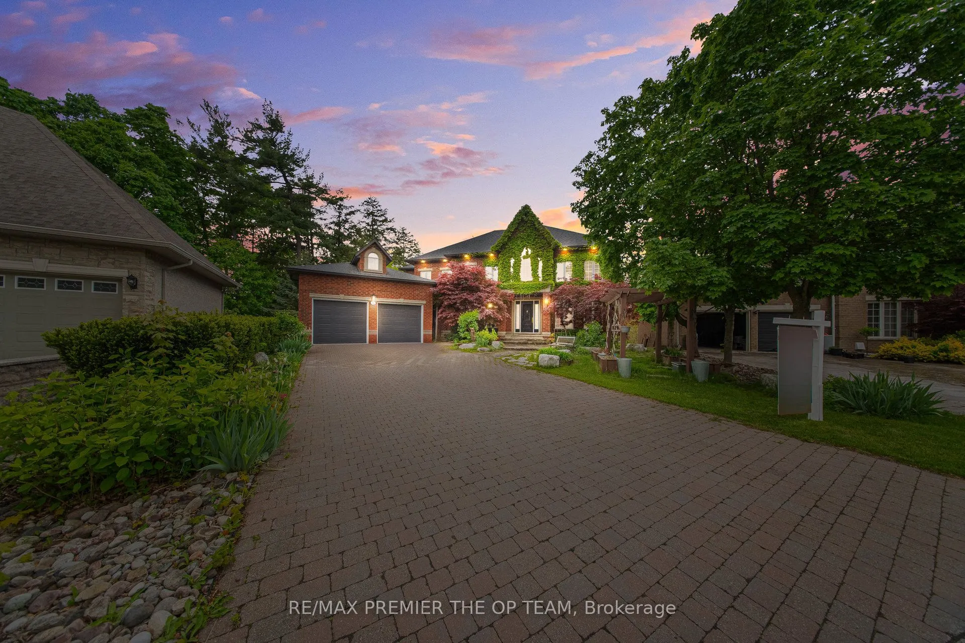 86 Muzich Place