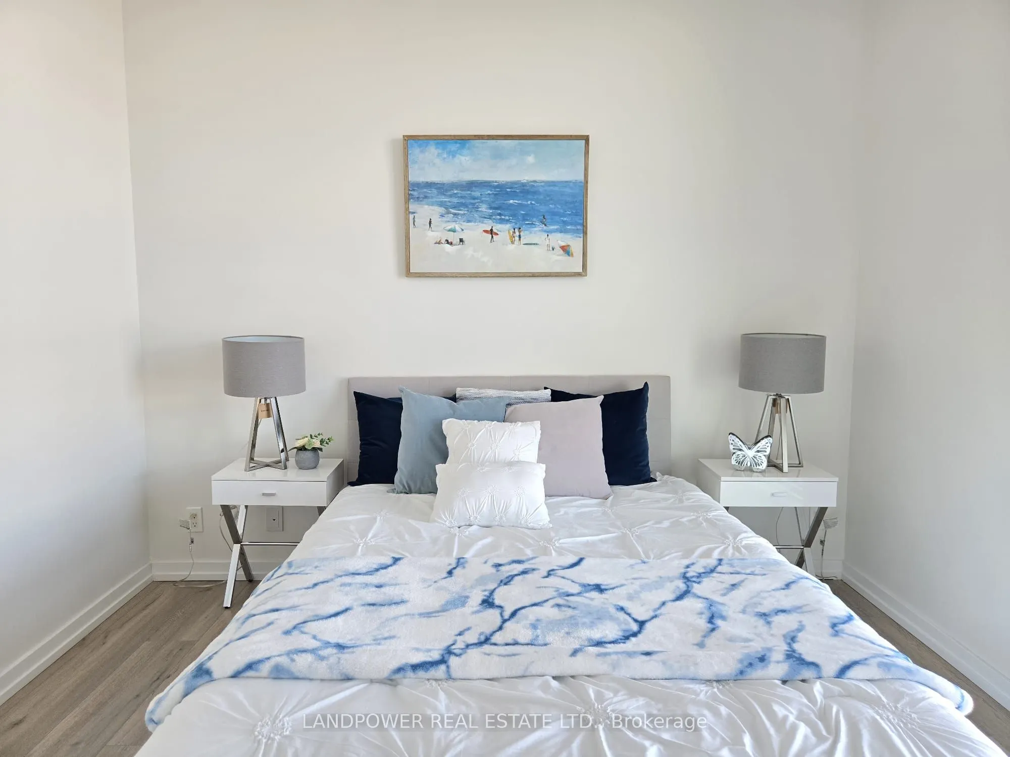 7890 Jane Street, #2509