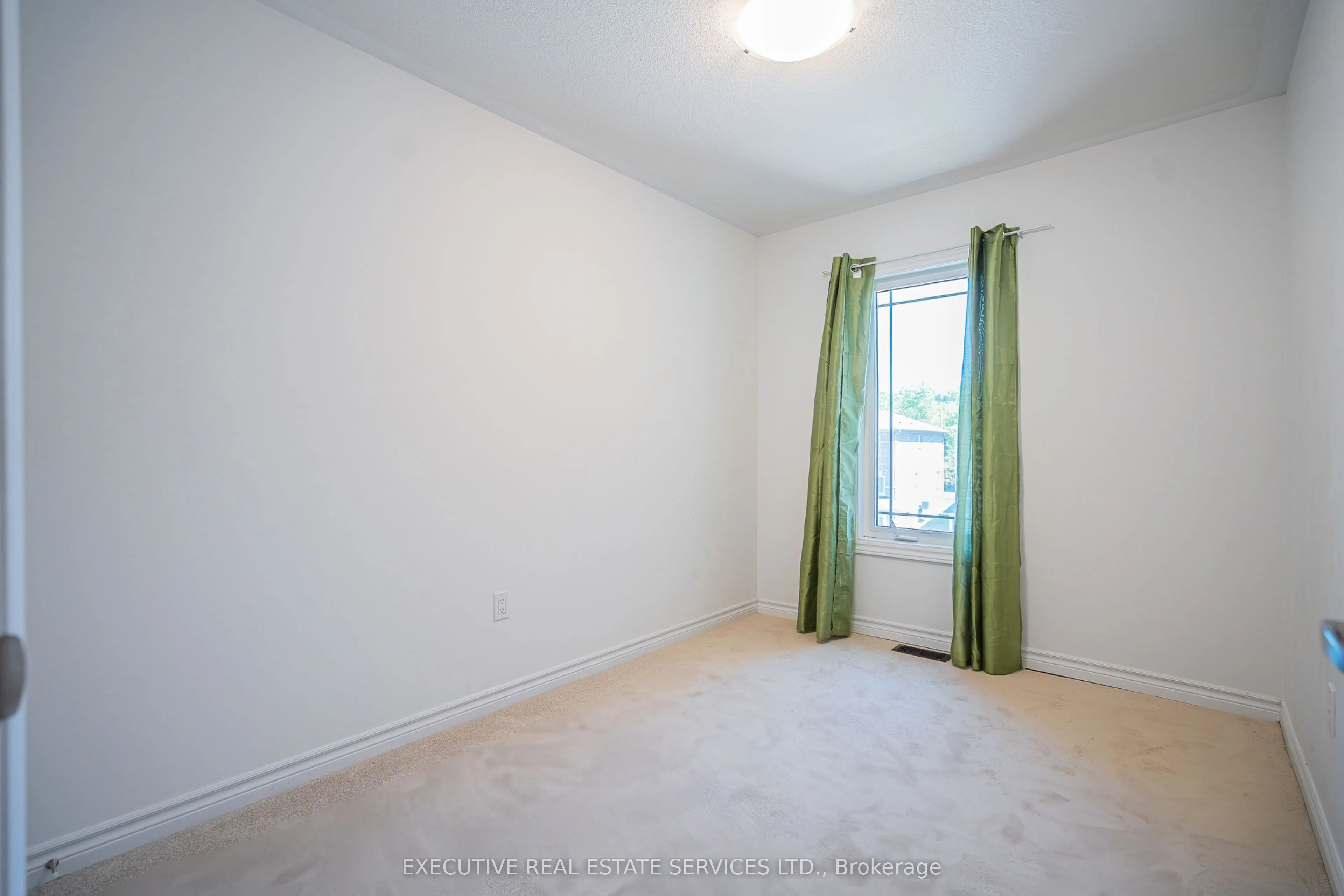 38 Milson Crescent