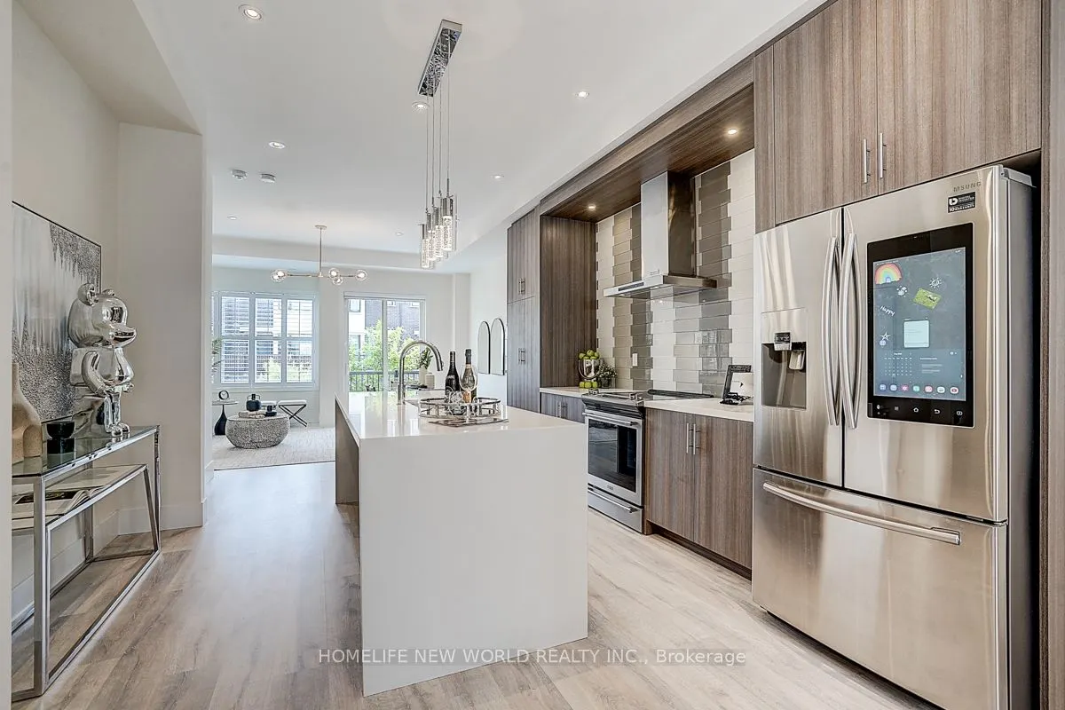 25 Sydney Circle