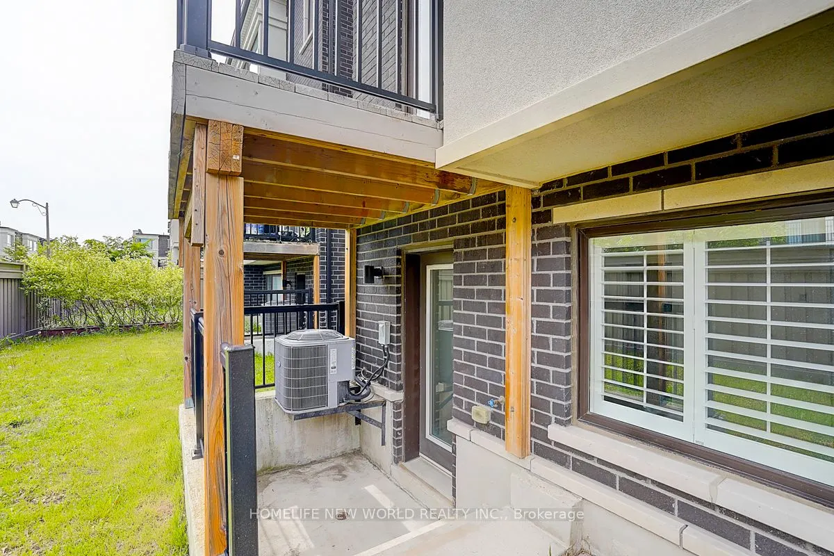 25 Sydney Circle