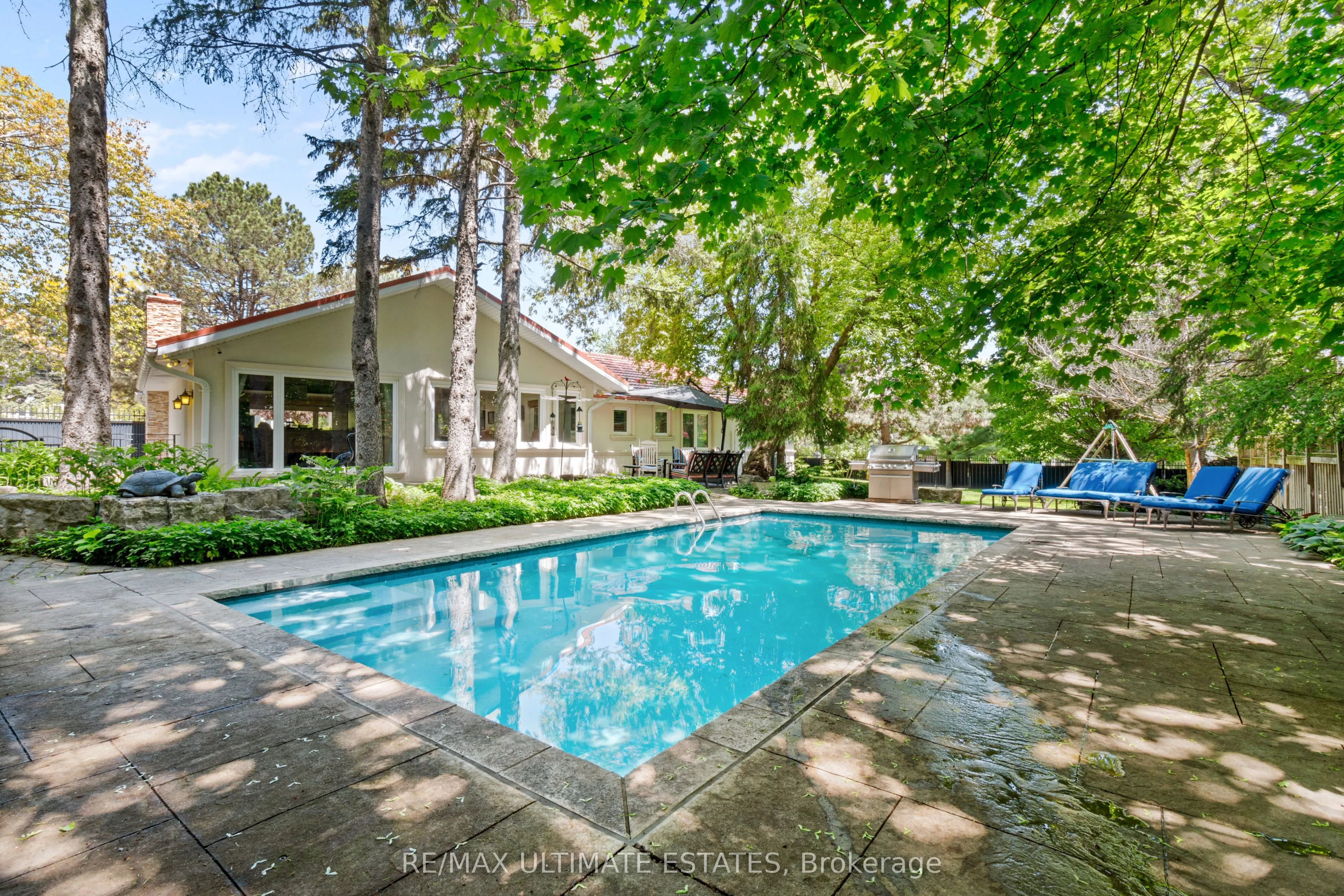 41 Thornridge Drive