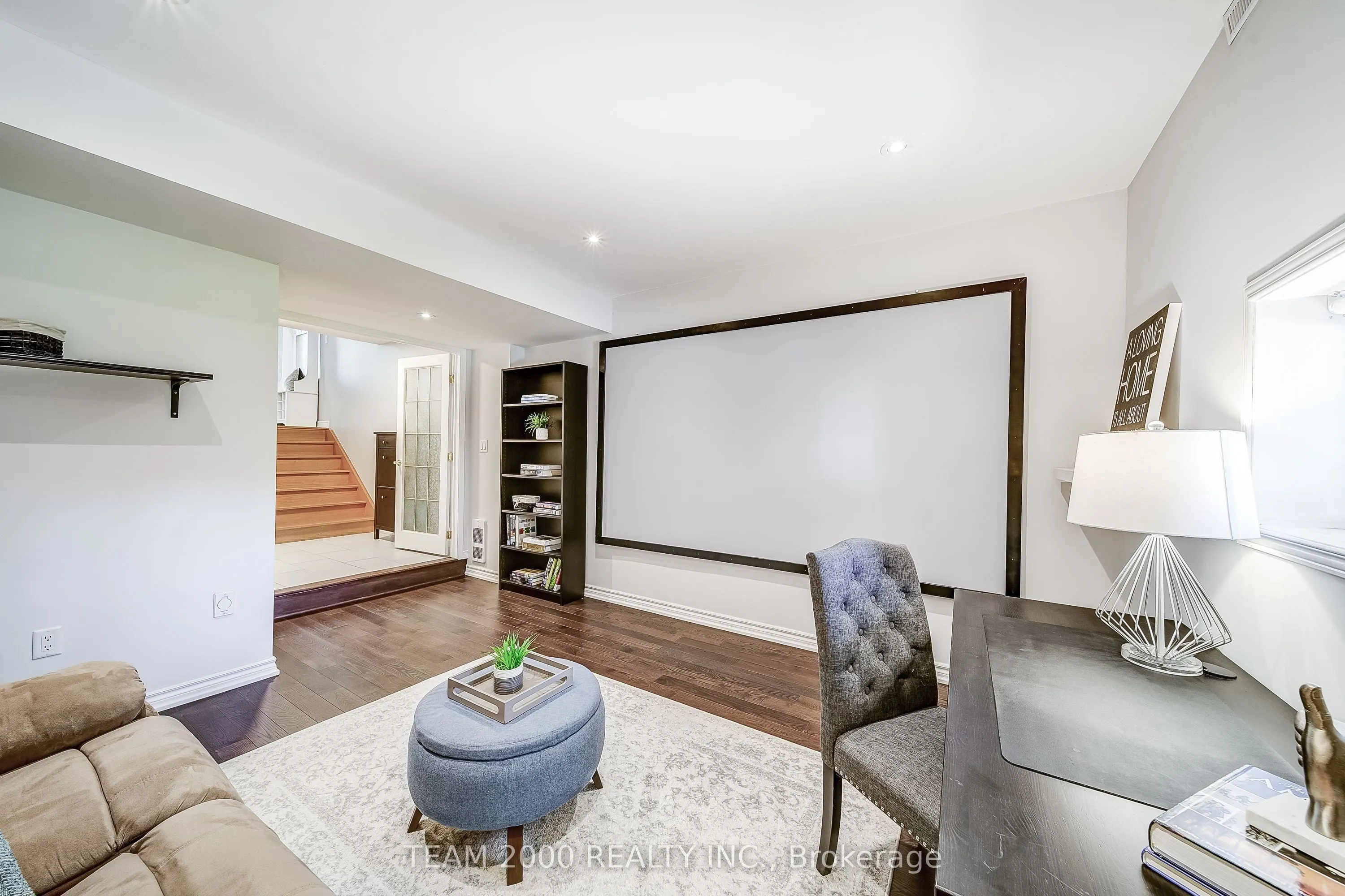 36 Isa Court