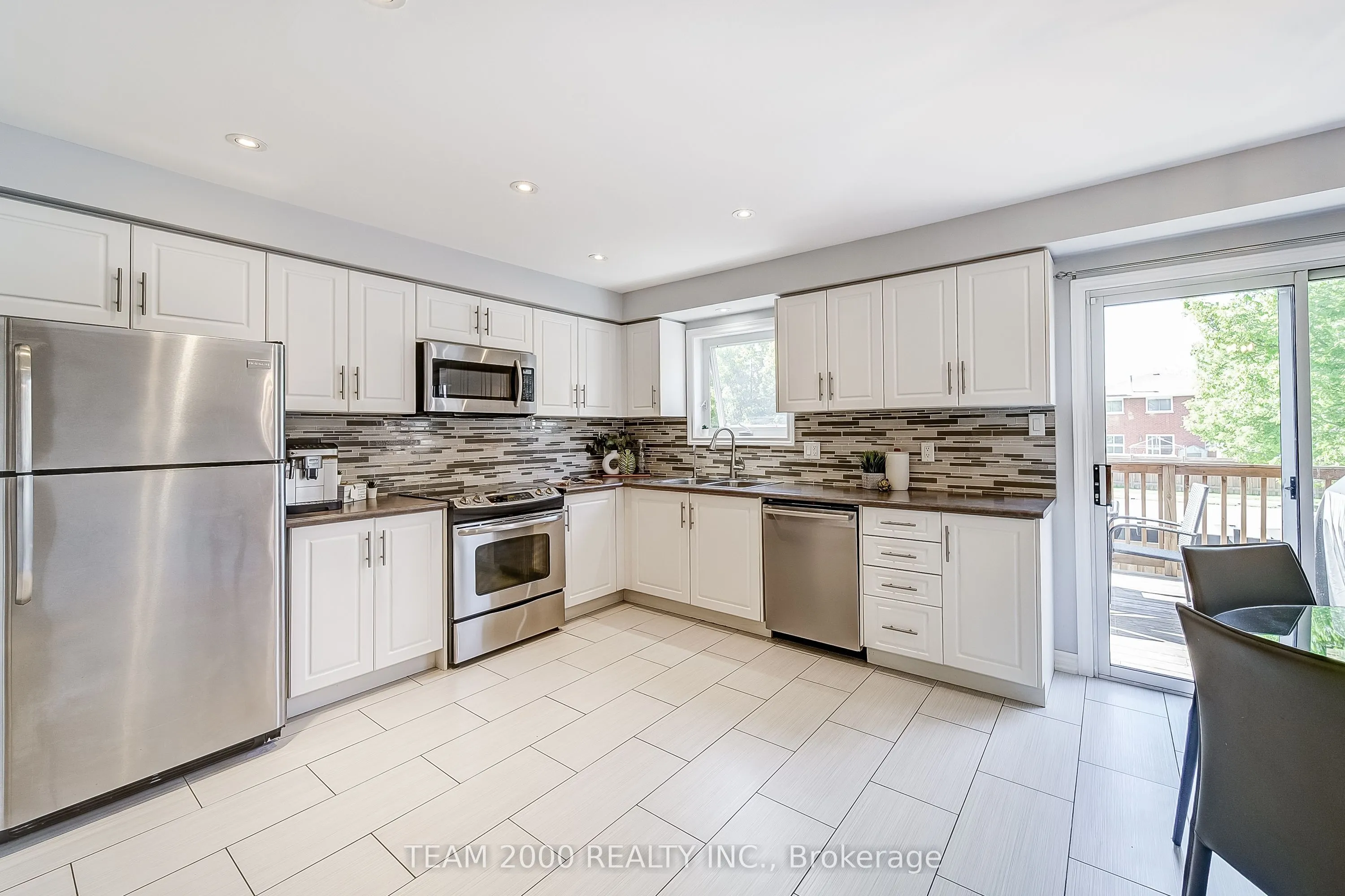36 Isa Court