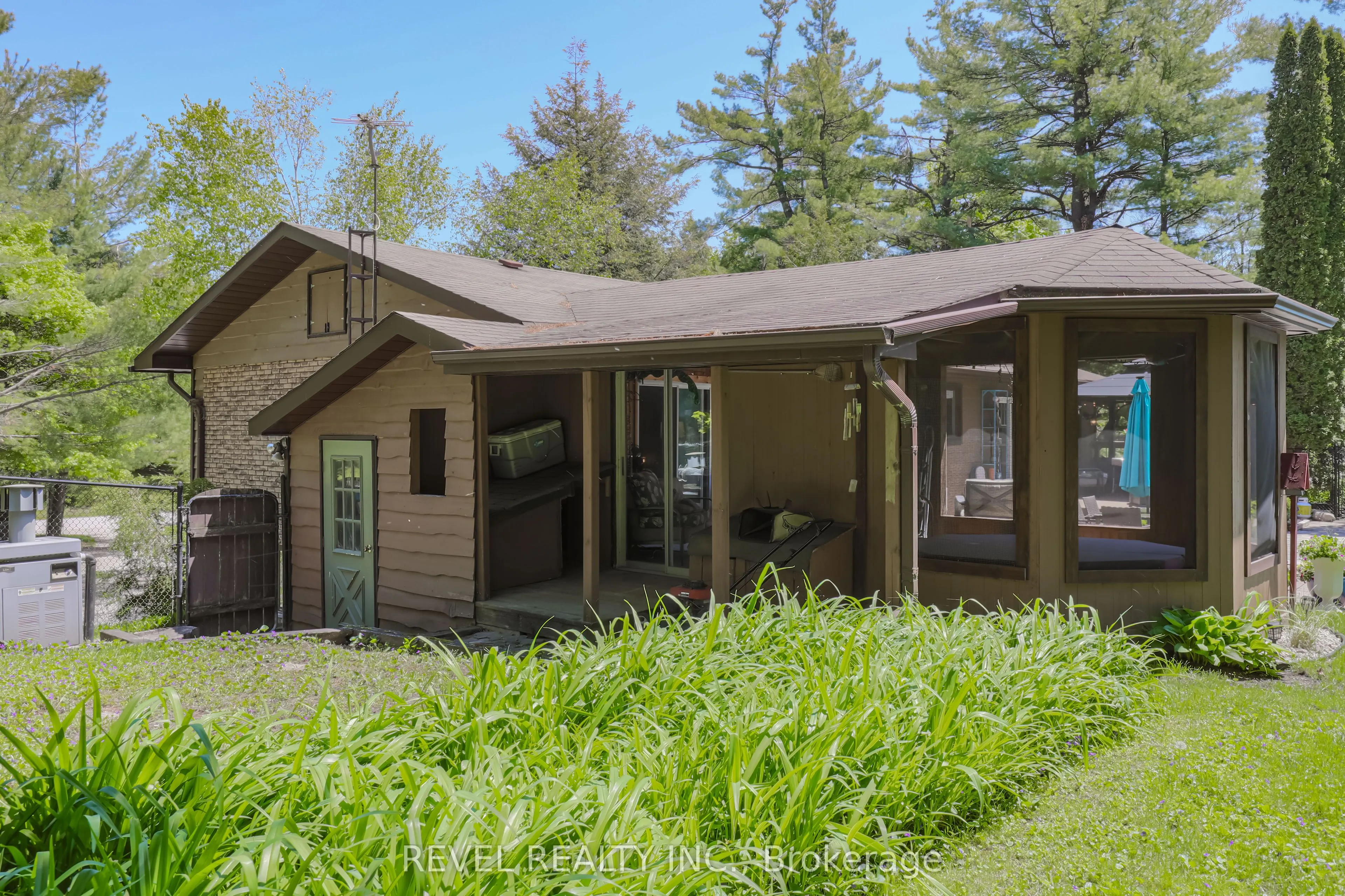20 The Pines Lane