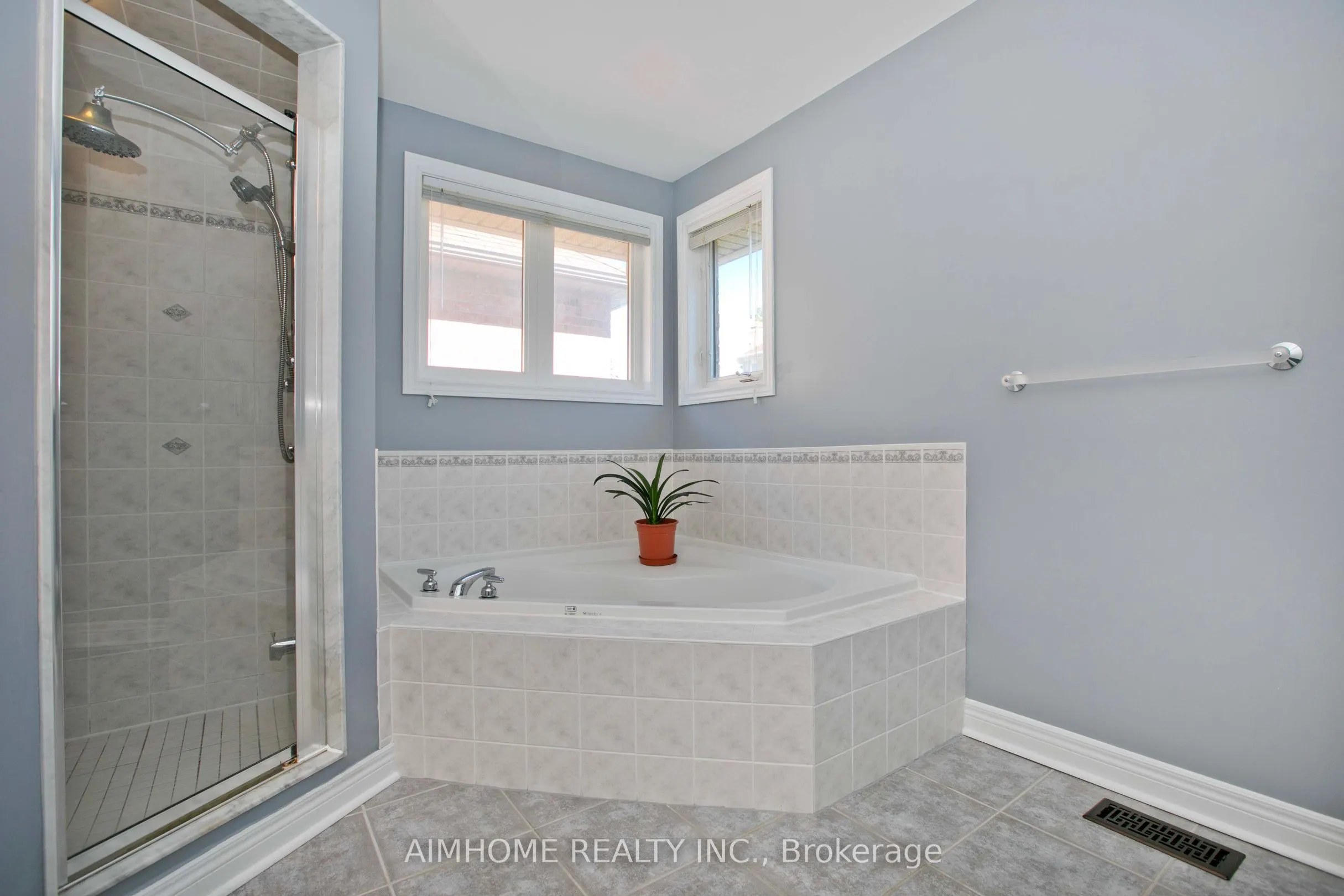 99 Colesbrook Road