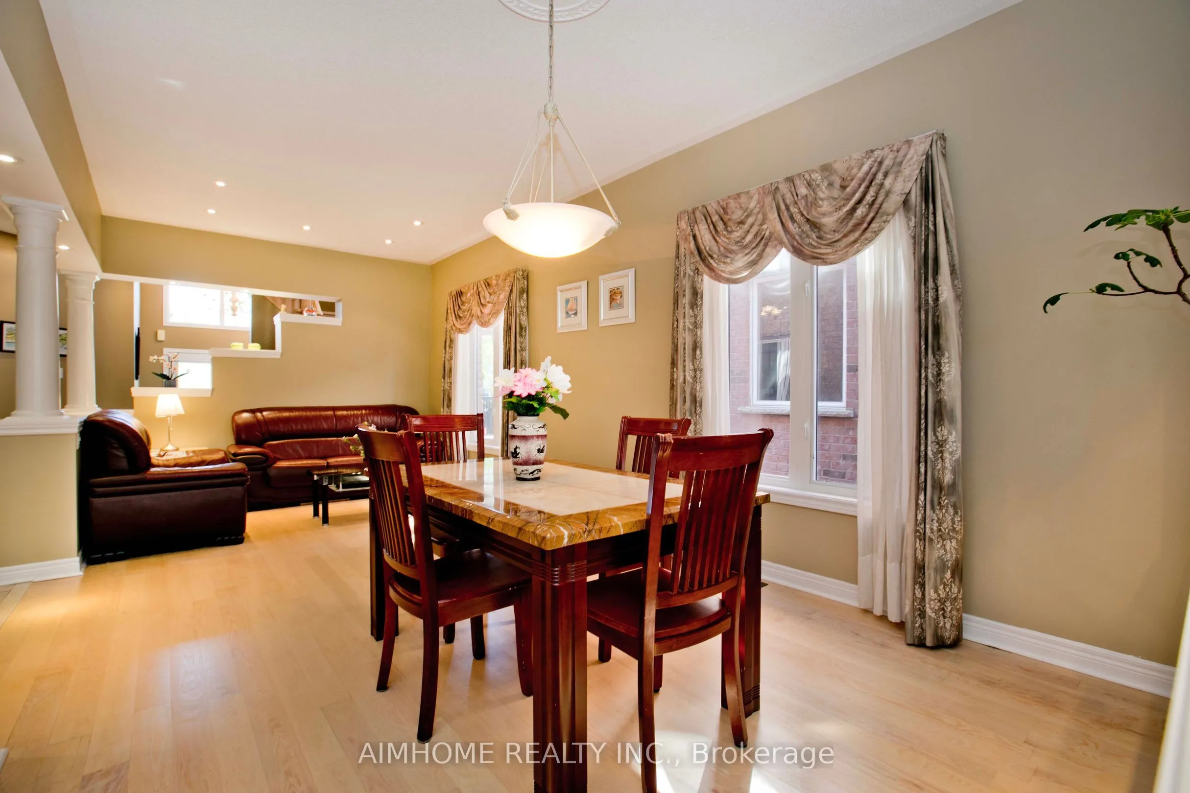 99 Colesbrook Road