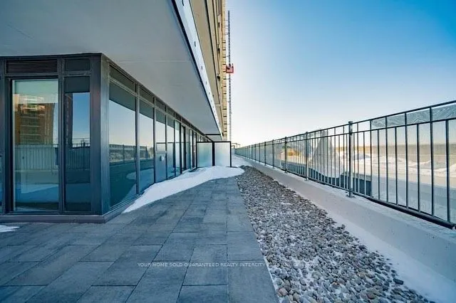 85 Oneida Crescent, #303